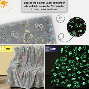 Jekeno Glow in The Dark Blanket Game Controller Th...