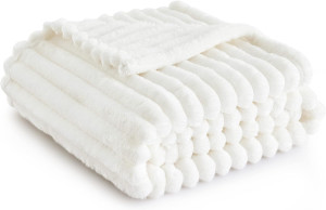 Bedsure White Throw Blanket for Couch - GentleSoft...