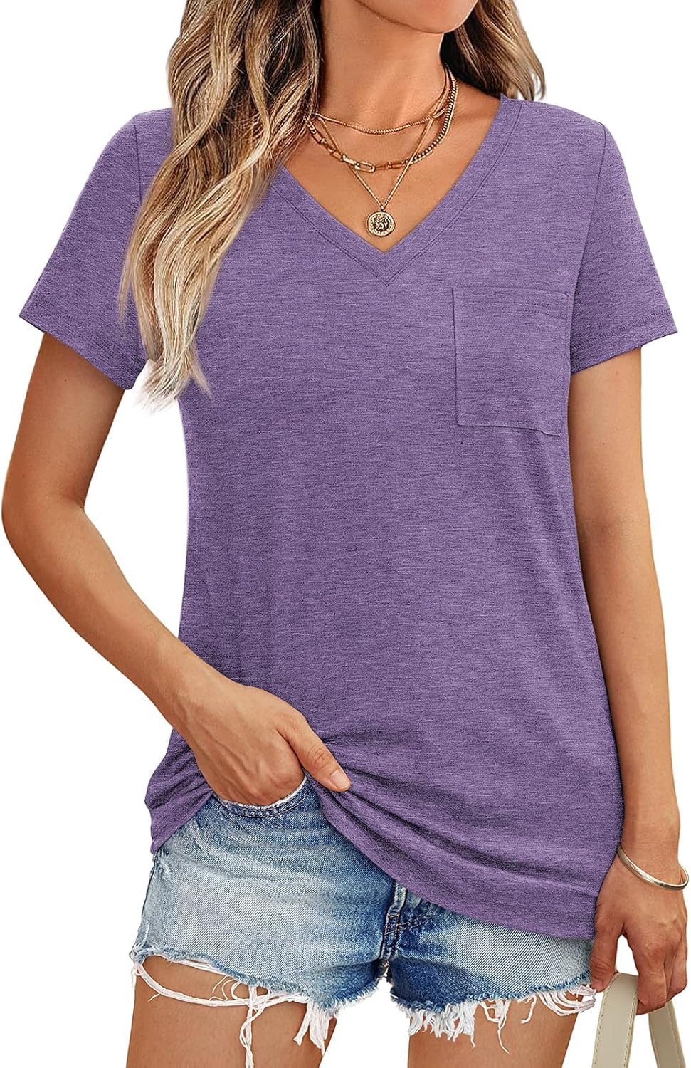 Best AUTOMET Womens T Shirts, Trendy Short Sleeve V Neck Tops with Pockets, Fash...