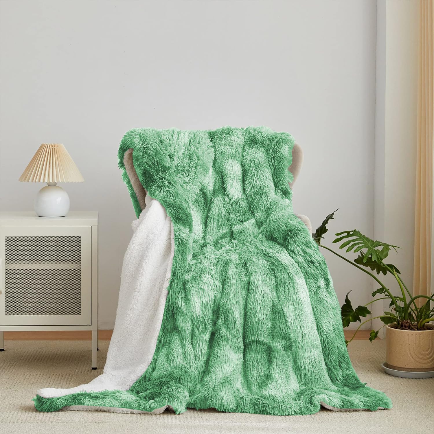 Wajade Fluffy Fuzzy Throw Blanket Super Soft Warm Large Blanket for Bed Couch Ca...