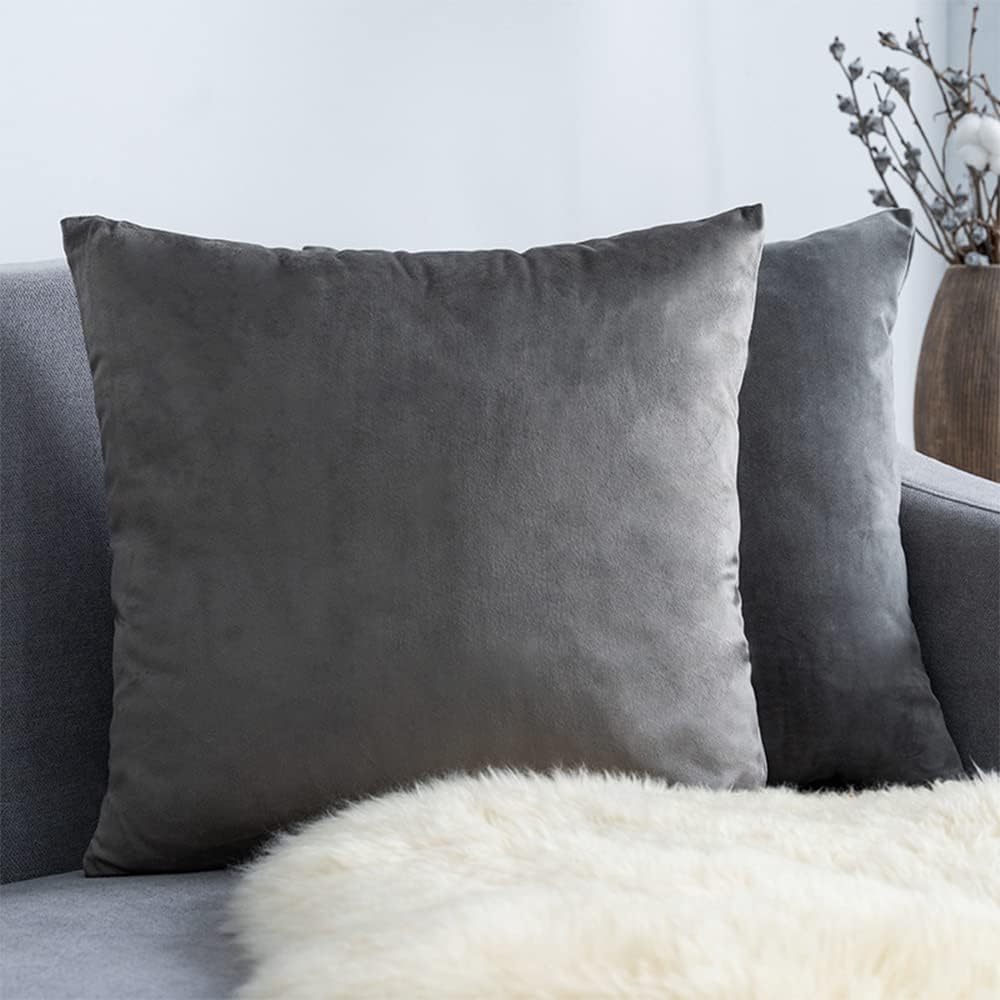 Best COWORK-UP Velvet Soft Cushion Cover, Special Throw Pillow Case Decorative f...