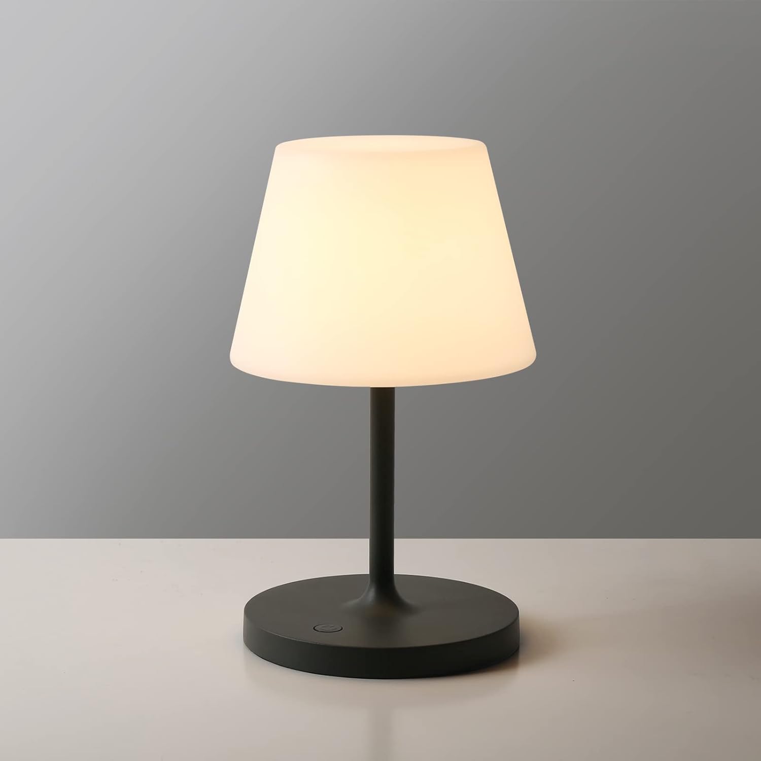 Outdoor Battery Operated Table Lamp Waterproof, 4000mAh Cordless Table Lamp Rech...