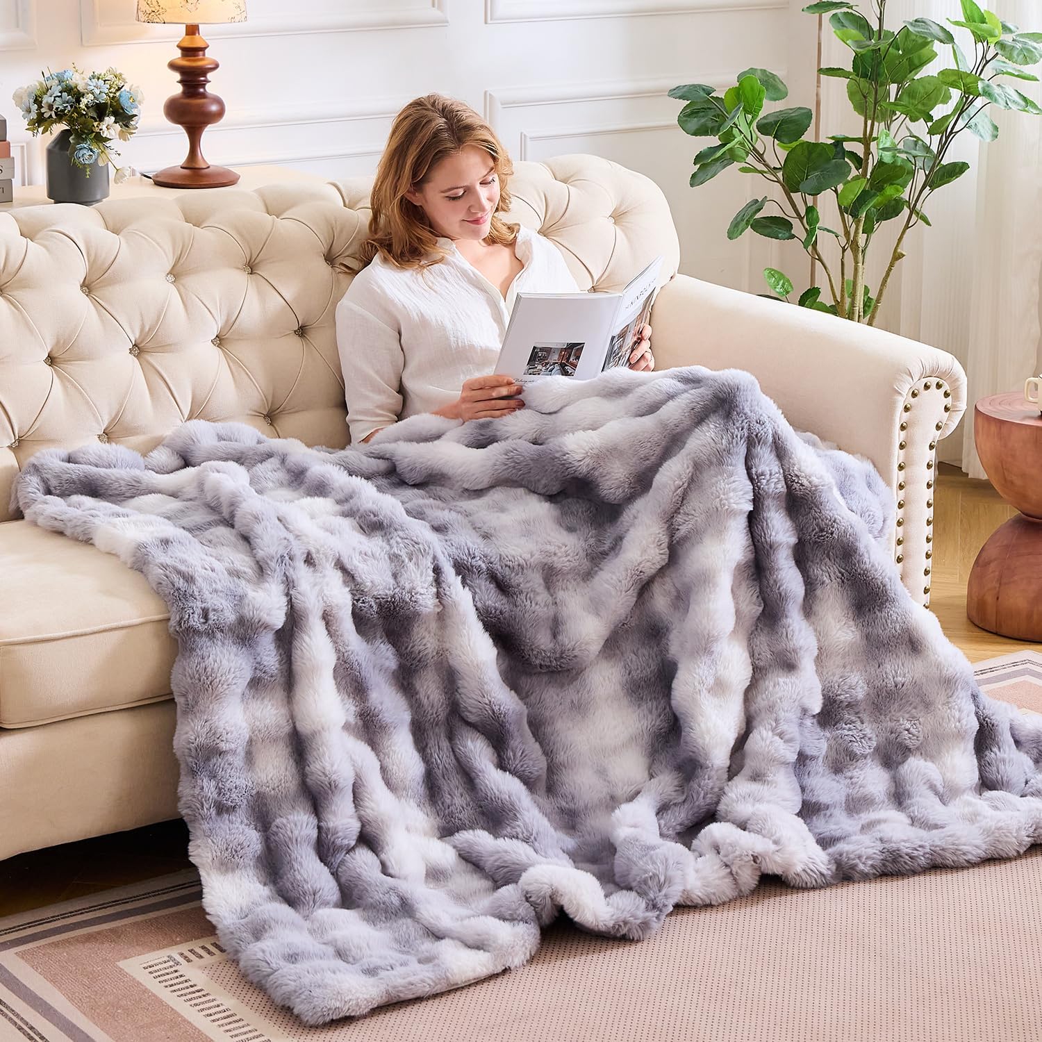 Wajade Luxury Fluffy Rabbit Fur Throw Blanket Super Soft Faux Fur Blanket Warm F...