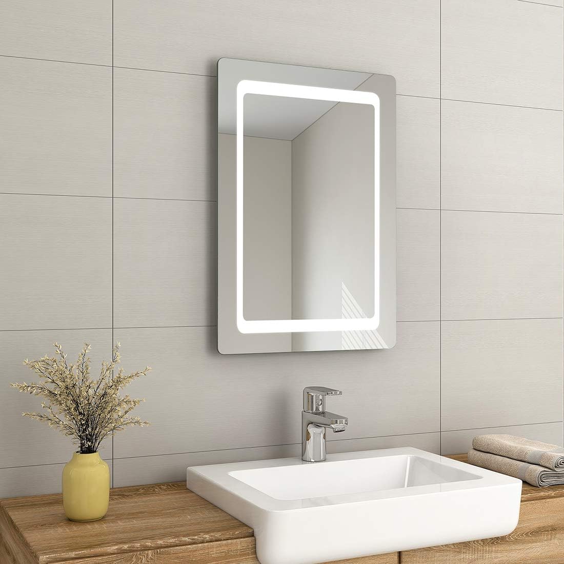 EMKE 700 x 500mm Illuminated LED Bathroom Mirror LED Mirrors Light with Shaver S...