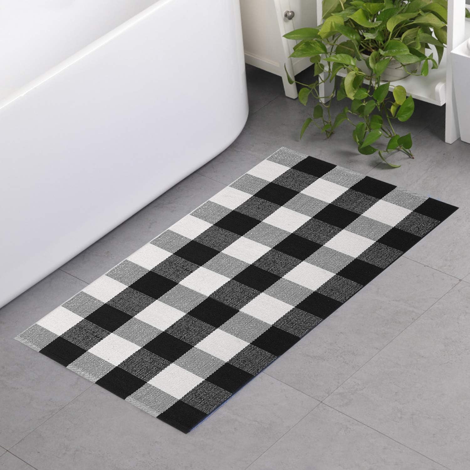 MUBIN Buffalo Plaid Rug 2X4 ft Outdoor Black and White Checked Rug Cotton Revers...