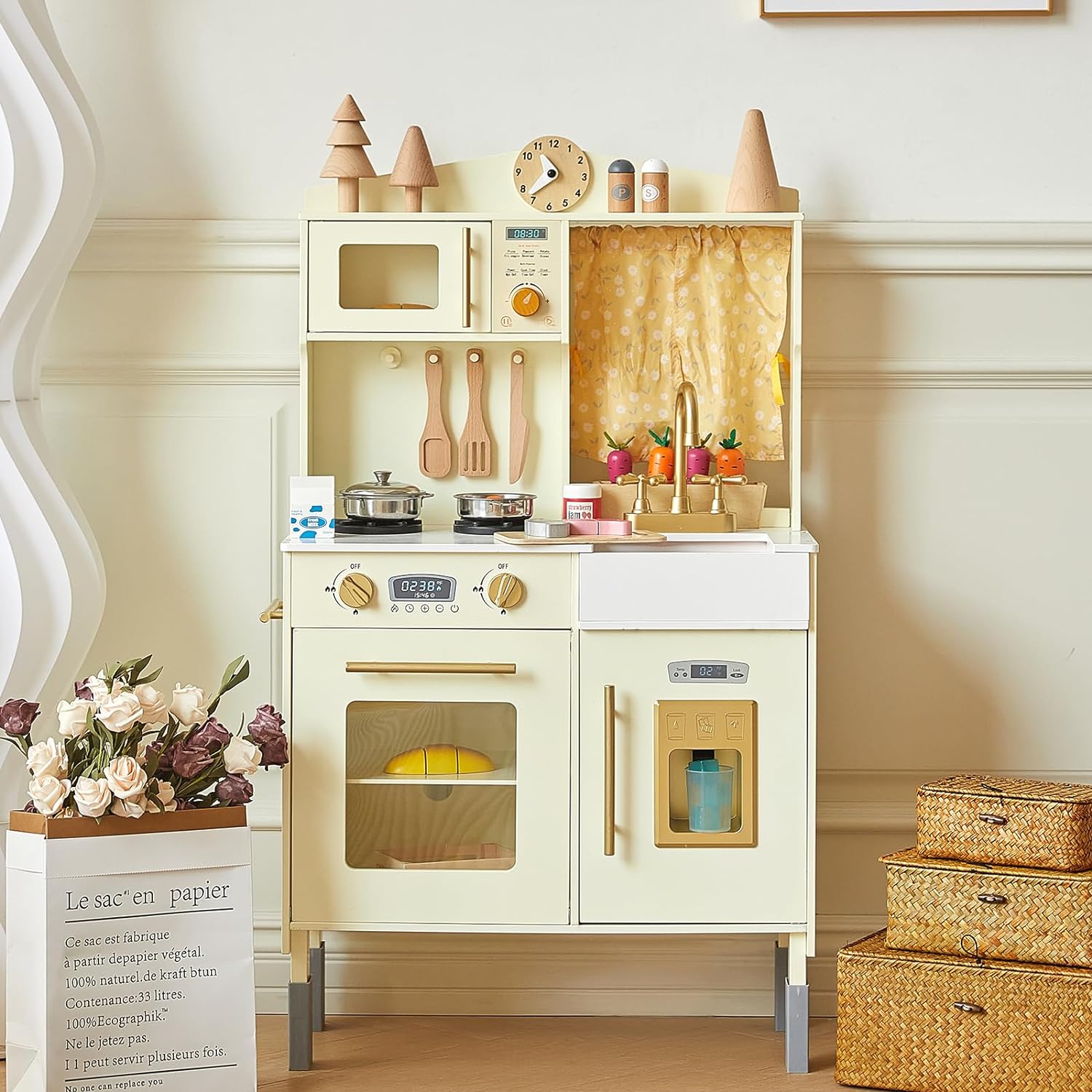 Giant bean Toy Kitchen, Wooden Play Kitchen for Kids Equipped with Toy Microwave...