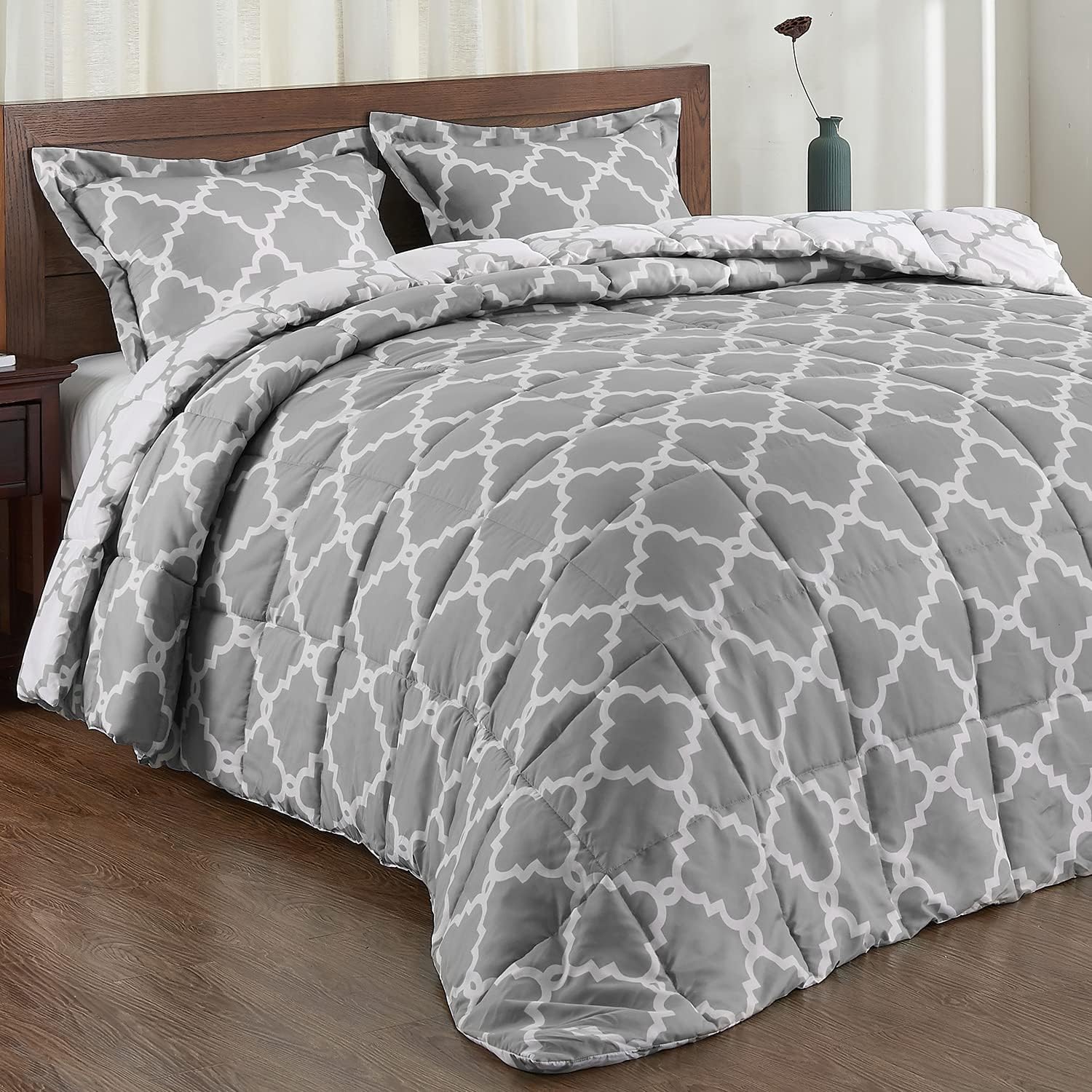 Basic Beyond Queen Comforter Set - Grey Comforter Queen Set, Reversible Bed Comf...