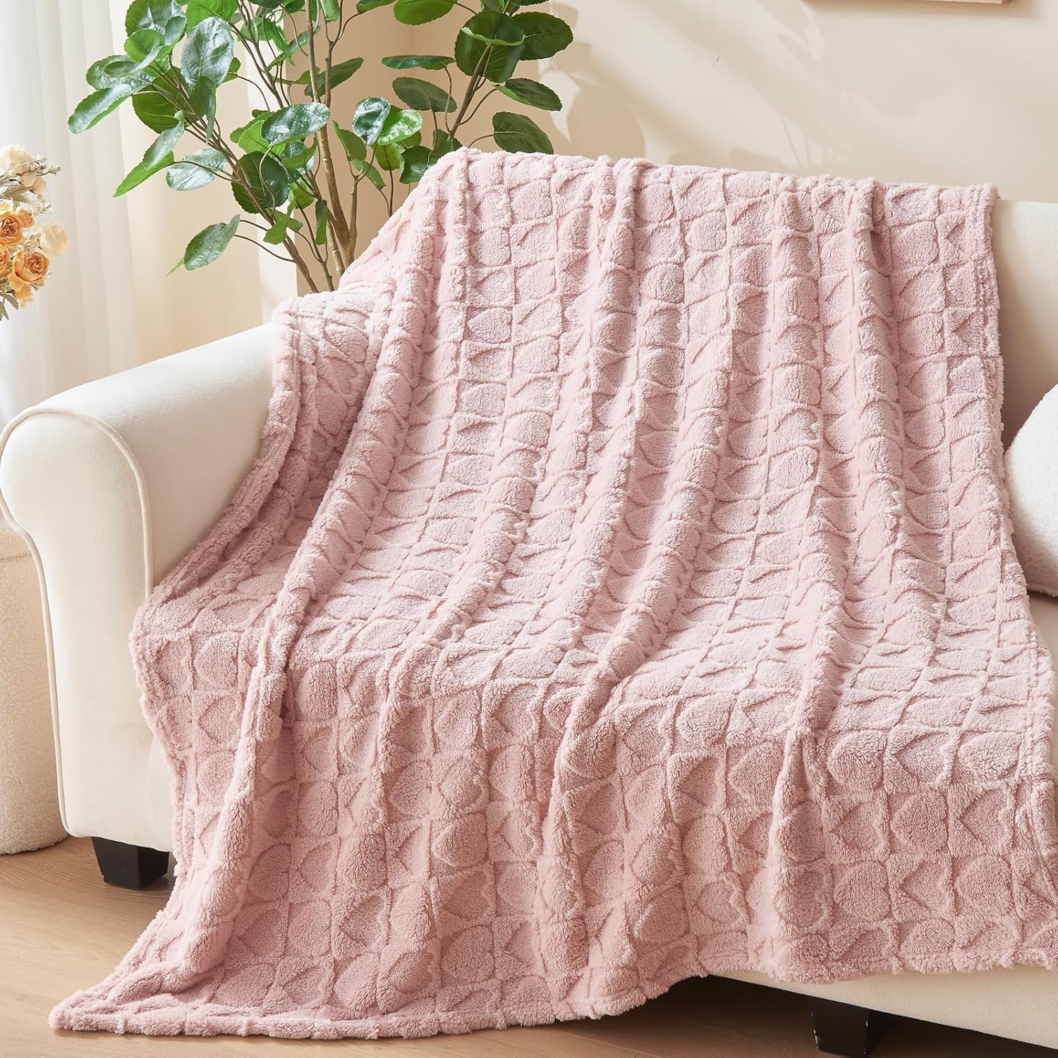 NEWCOSPLAY Super Soft Blanket, Special Throw Blanket in Dusty Pink, Premium Silk...