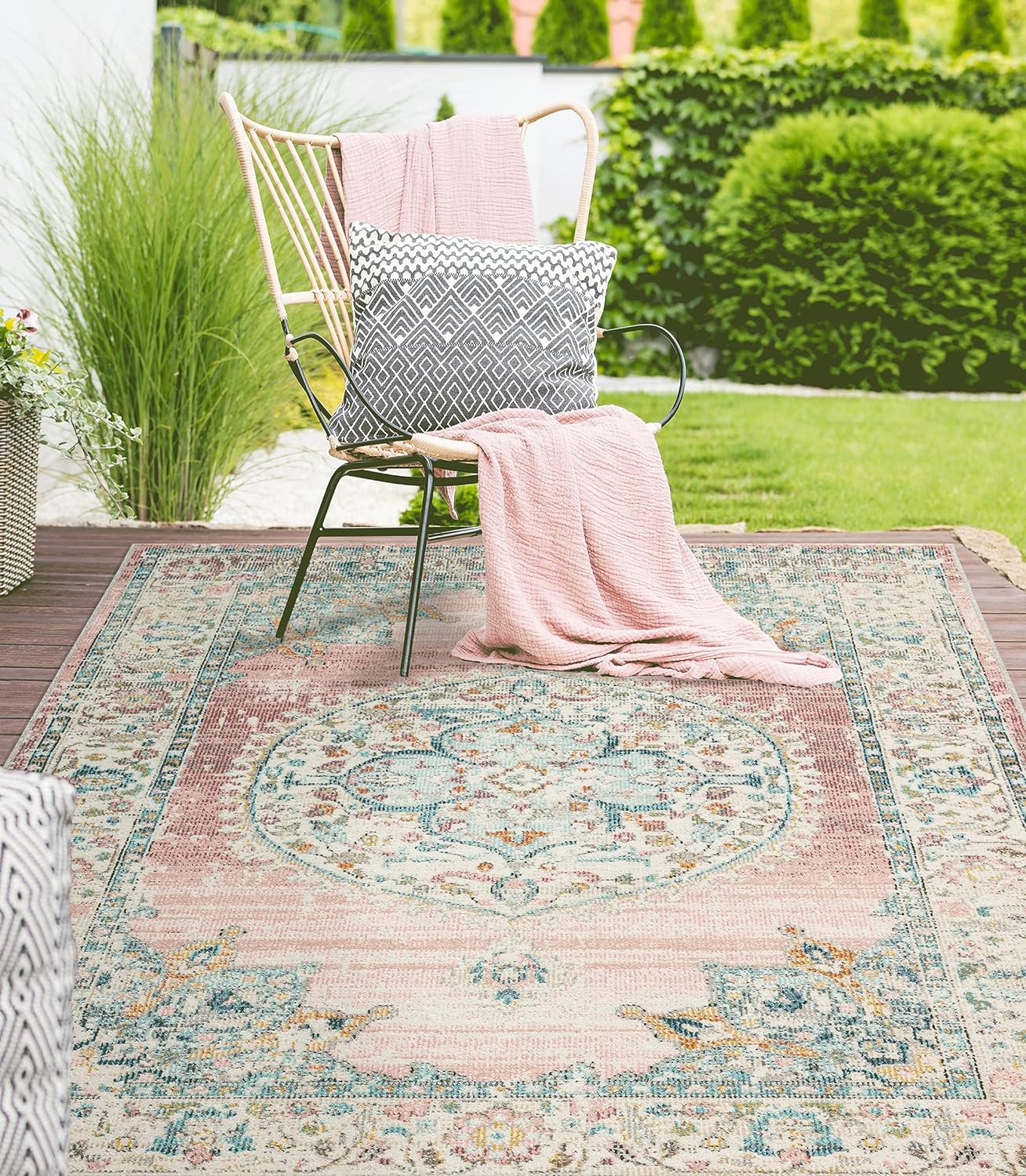 the carpet Palma Indoor & Outdoor Rug, Flat Weave, Robust, Modern Design, Vintag...