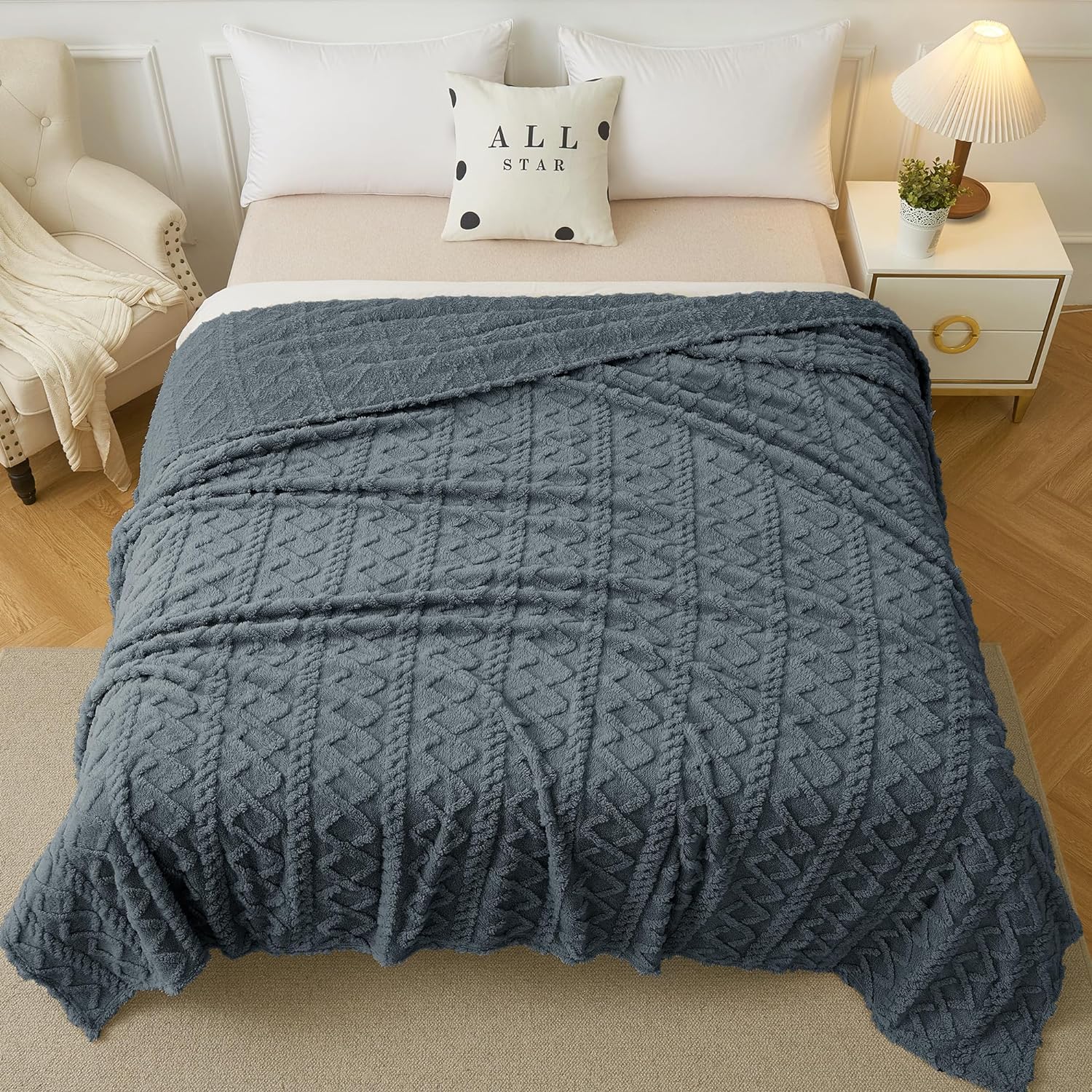 Aganear Fleece Blanket King Size - Lightweight Portable Plush Fuzzy Cozy Soft Bl...