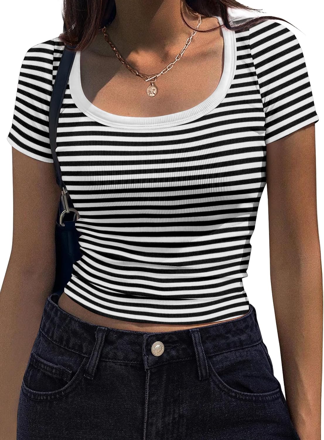 Zeagoo Women's Short Sleeve T Shirts Casual Summer Basic Scoop Neck Slim Fit Rib...