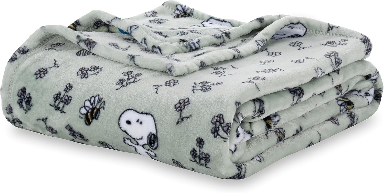Berkshire Blanket Peanuts® VelvetLoft®, Special Snoopy Plush Blanket, Innovative...