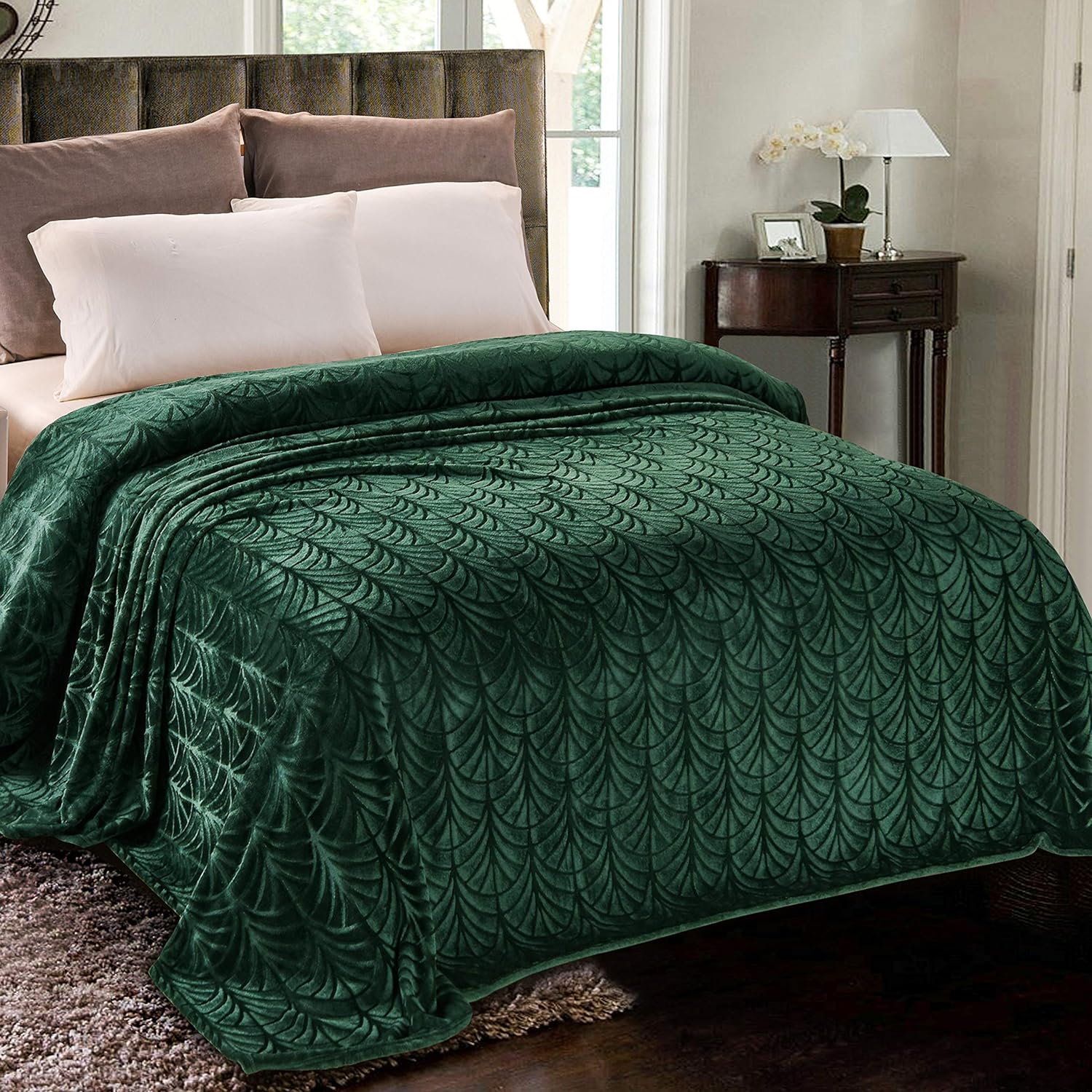 Whale Flotilla Flannel Fleece King Size Blanket for Bed, 264x230 CM, Soft Fluffy...