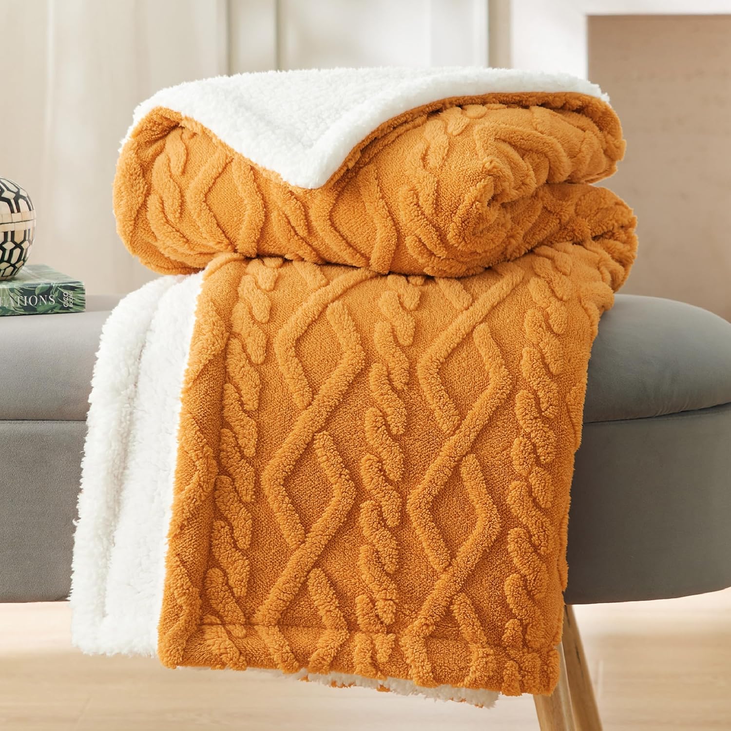 Bedsure Sherpa Blanket Twin Size, Special Fuzzy Soft Cozy Blanket, Innovative Th...