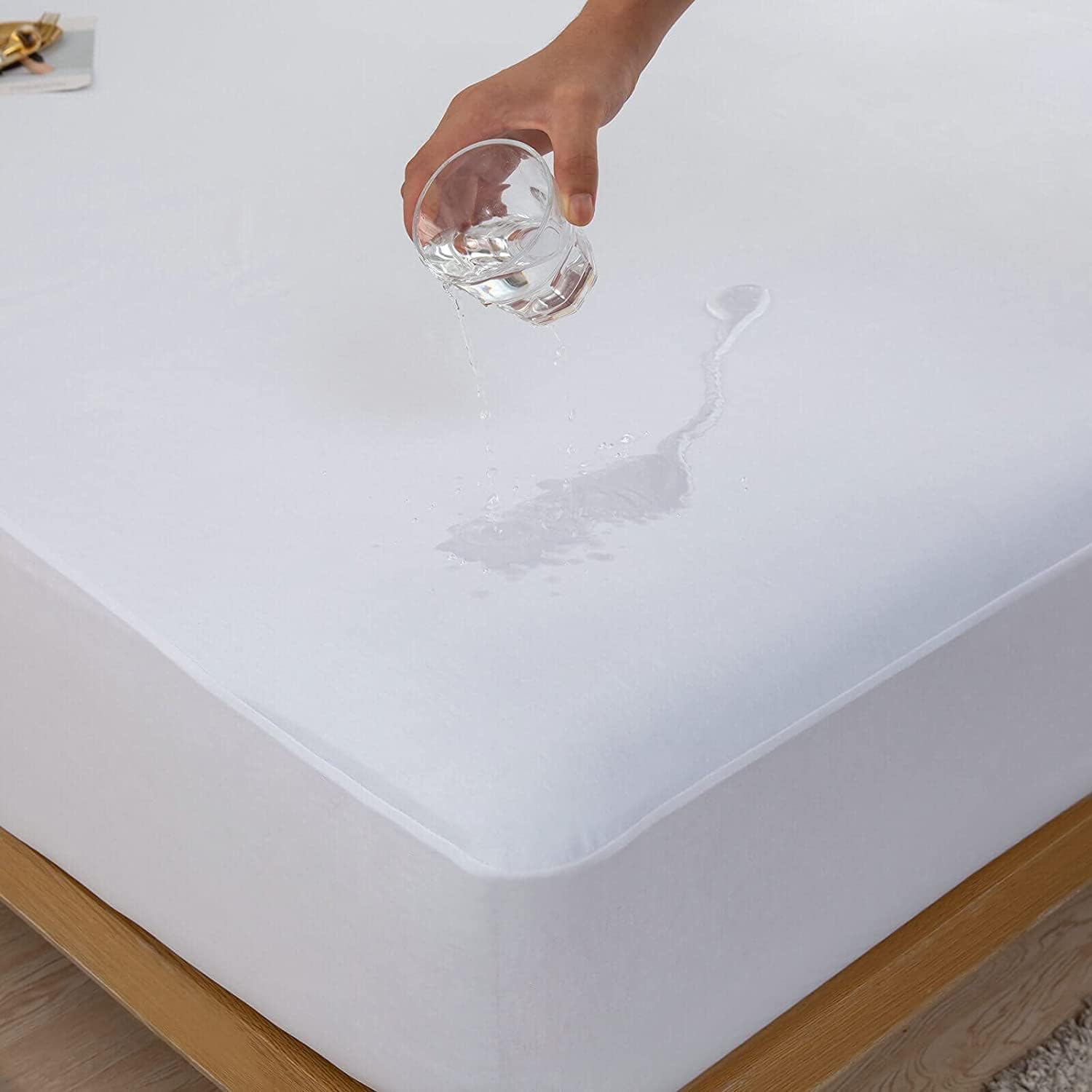 Waterproof RV Short Queen Mattress Protector for 60 x75 Camper Bed Ultra Soft Je...