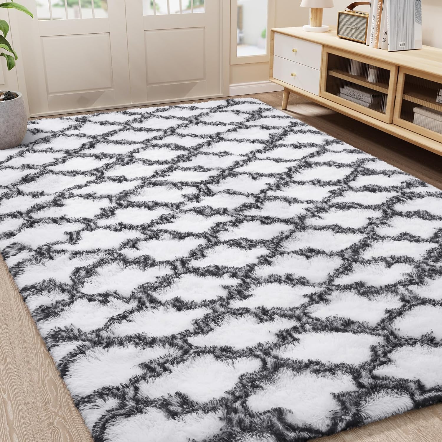 LOCHAS Luxury Shag Area Rug 5x8 Feet Geometric Plush Fluffy Rugs, Extra Soft Car...