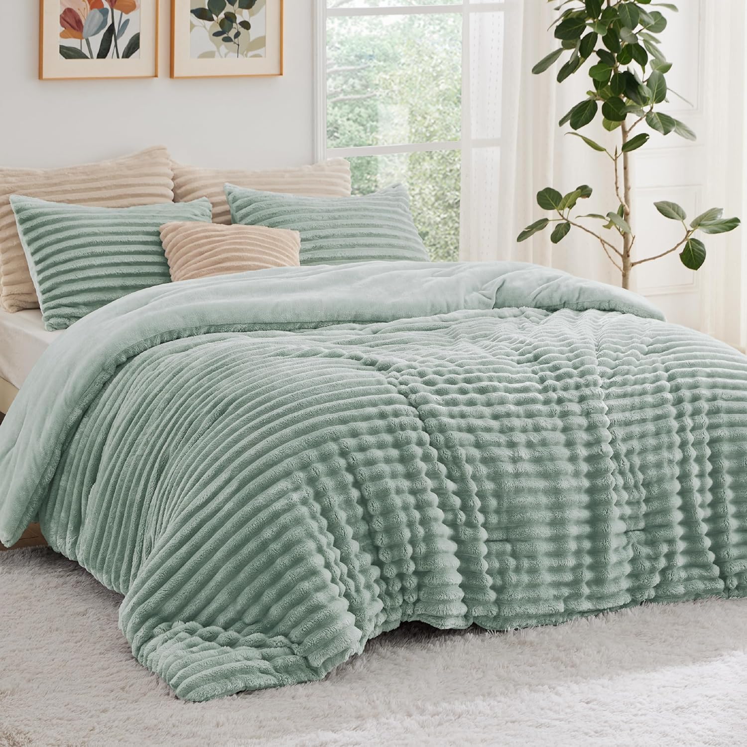 Bedsure Fluffy Comforter Set, Special Comforter Set King, Innovative Super Soft...