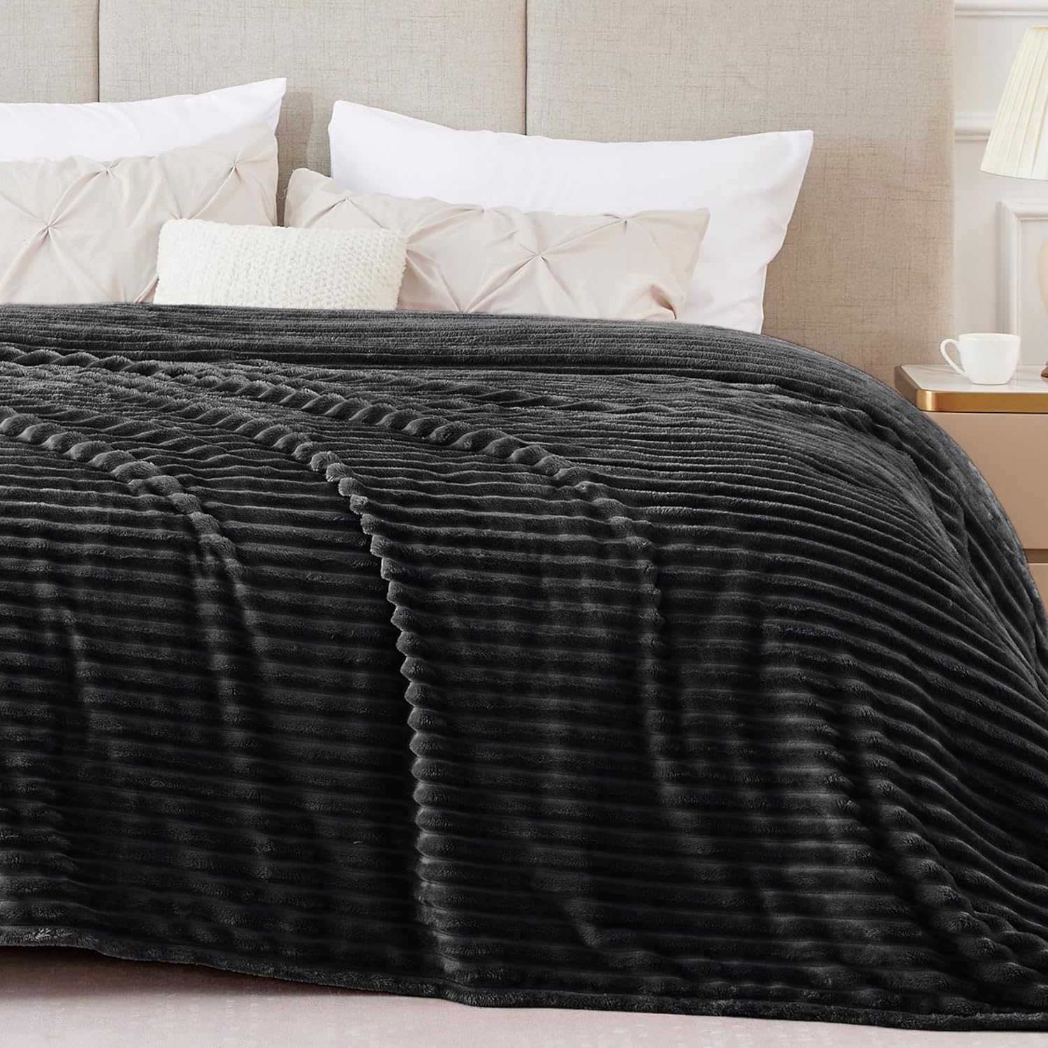 BEDELITE Fleece Blanket Queen Size – 3D Ribbed Jacquard Soft and Warm Decorative...
