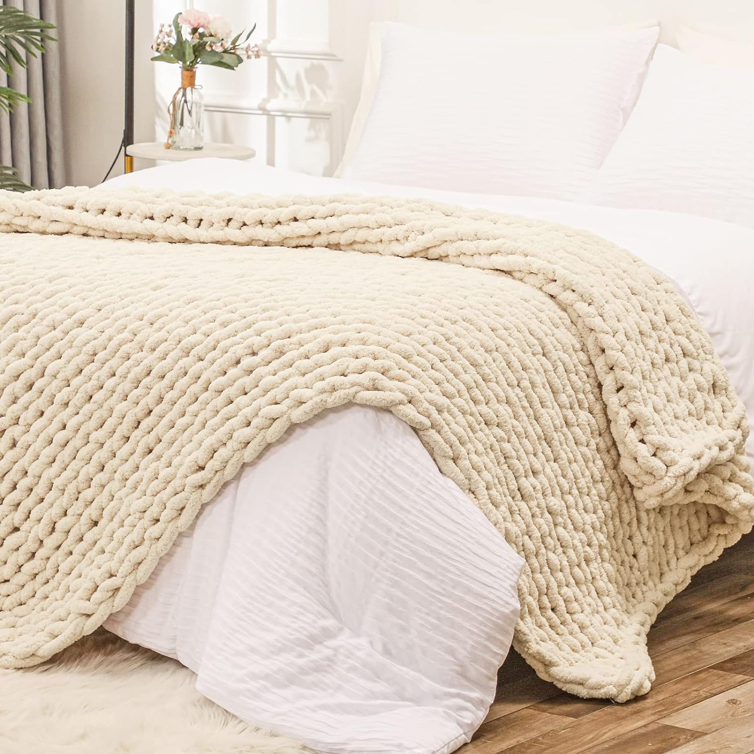 Bigacogo Chunky Knit Blanket Throw 40"x80", 100% Hand Knitted Chenille Throw Bla...