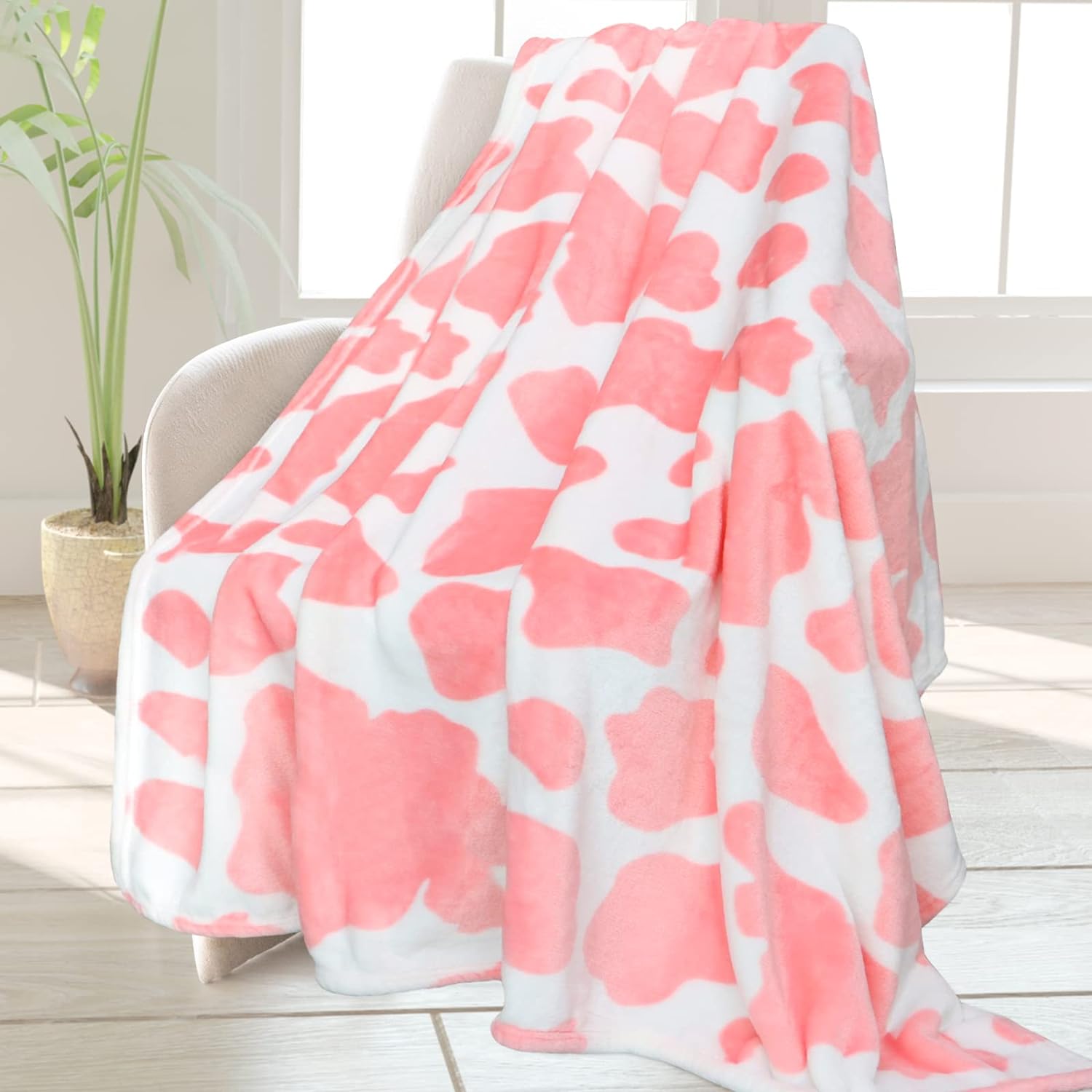 Cute Strawberry Cow Print Blanket Soft Fleece Flannel Lightweight Pink Cow Blank...