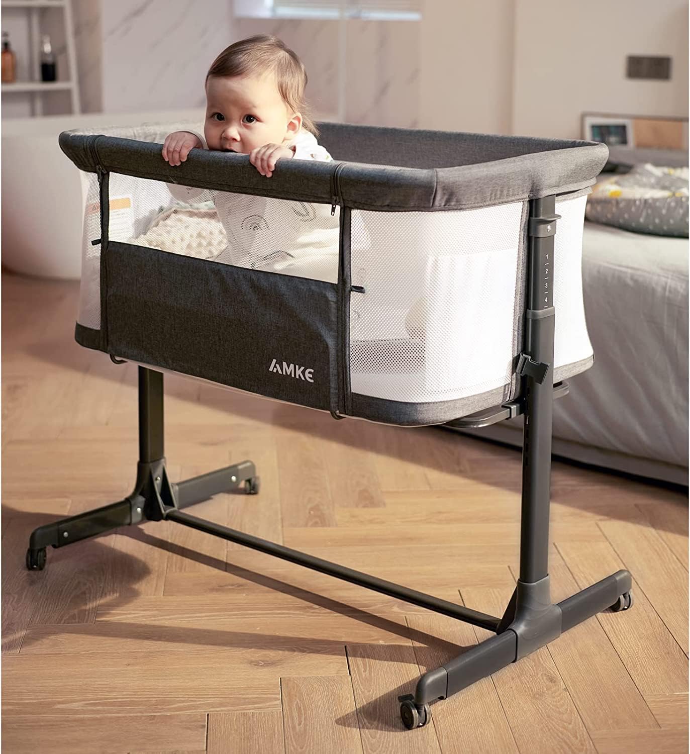 AMKE Baby Bassinets,All mesh Crib Portable for Saf...