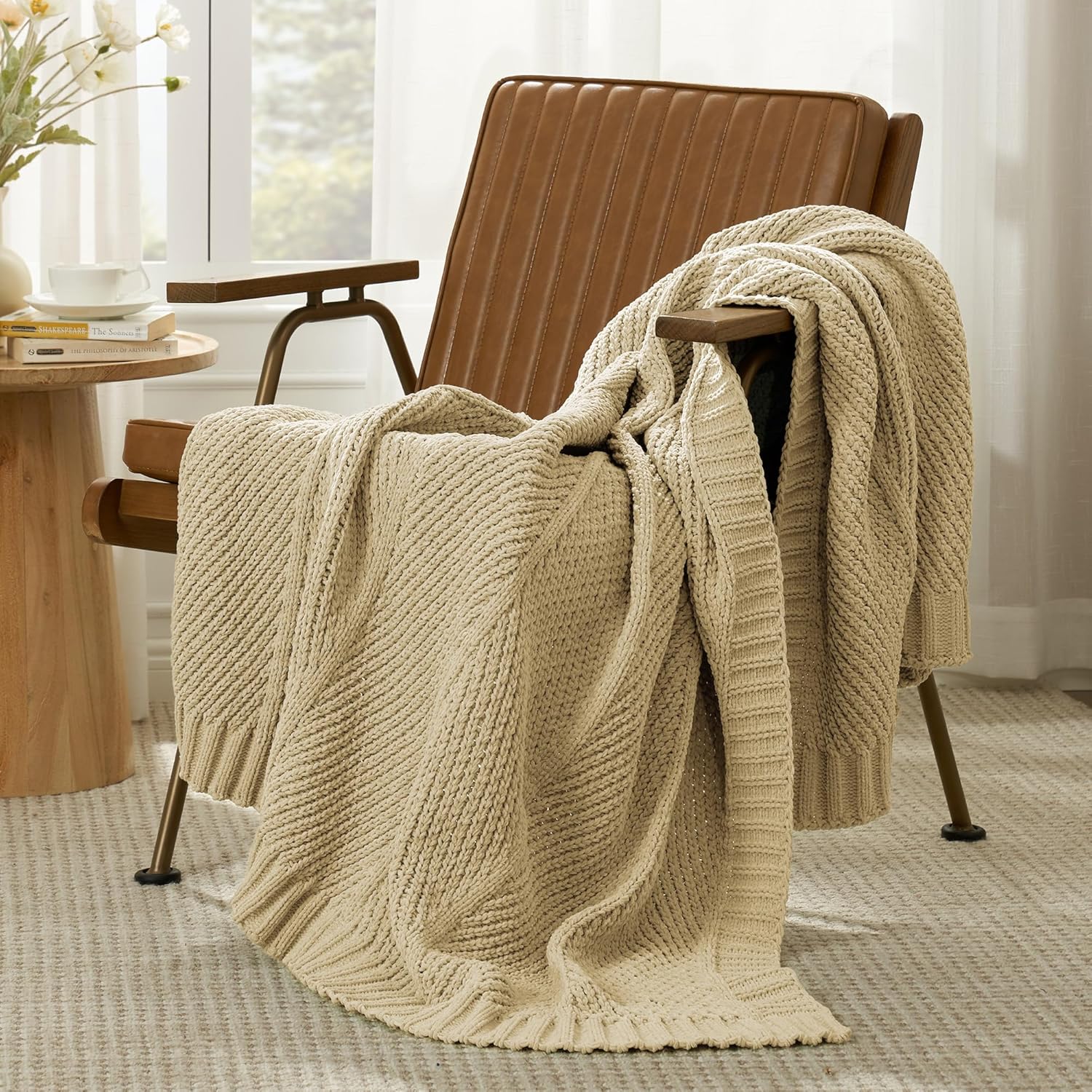 Amélie Home Cable Knit Throw Blanket, Chenille Knitted Chunky Throw Non-Shedding...