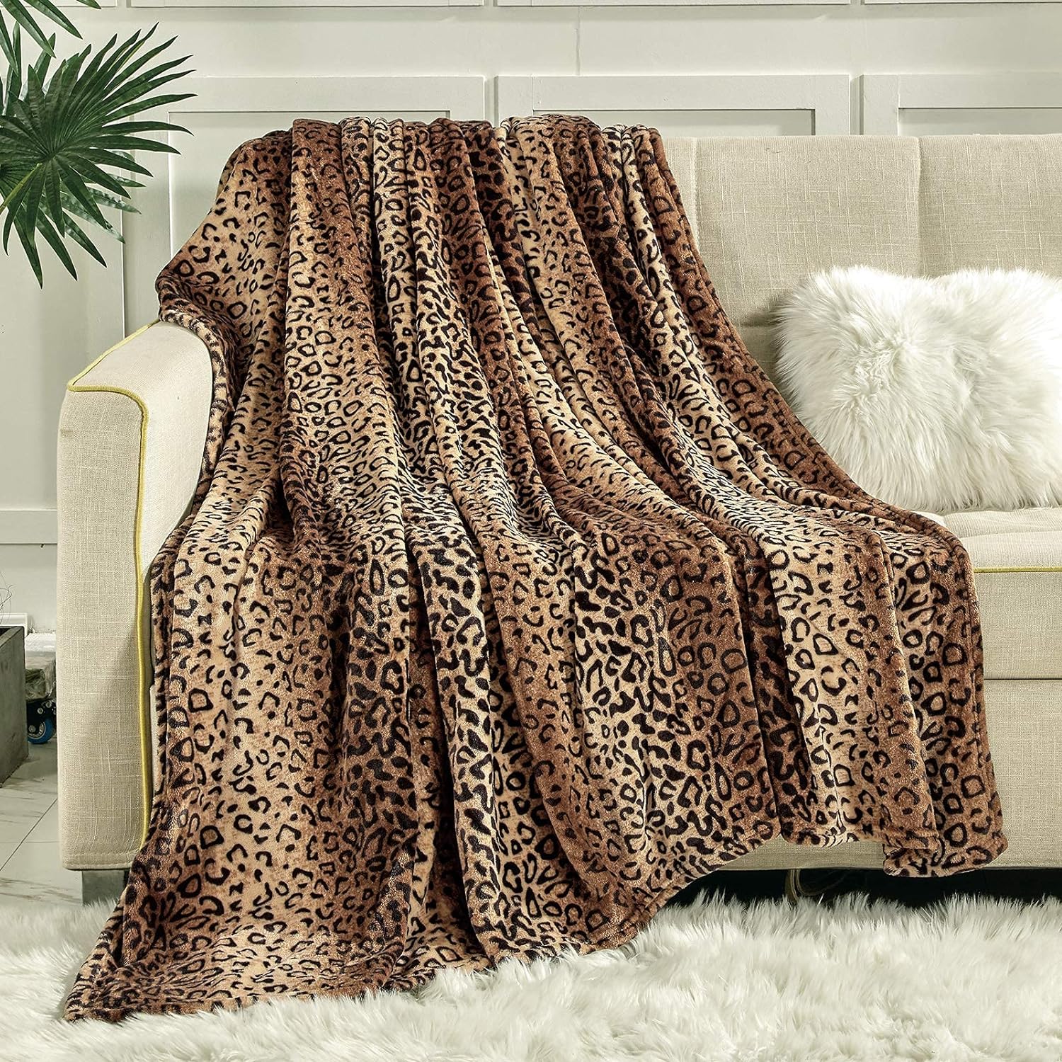 Viviland Flannel Fleece Blanket King Size 90x108 inches, 280 GSM Lightweight Bla...