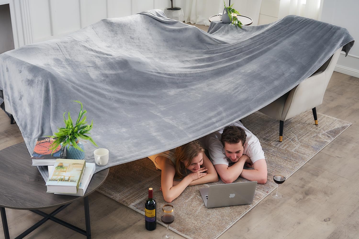 Commollis Oversized King Fleece Blanket, Special Giant Huge Seamless Blanket for...