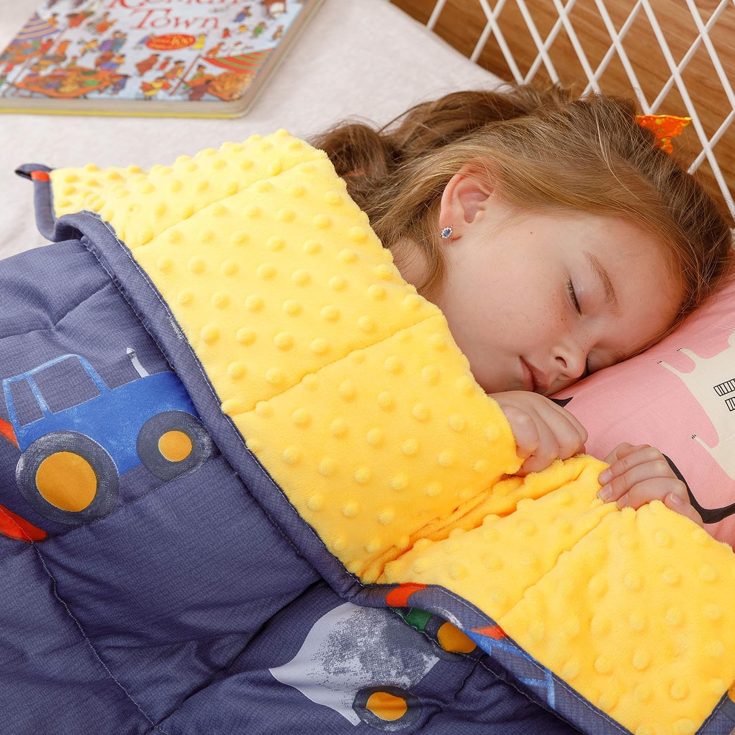 Uttermara Weighted Blanket 5 lbs, Ultra Cozy Minky Fleece and Cotton Sided with...