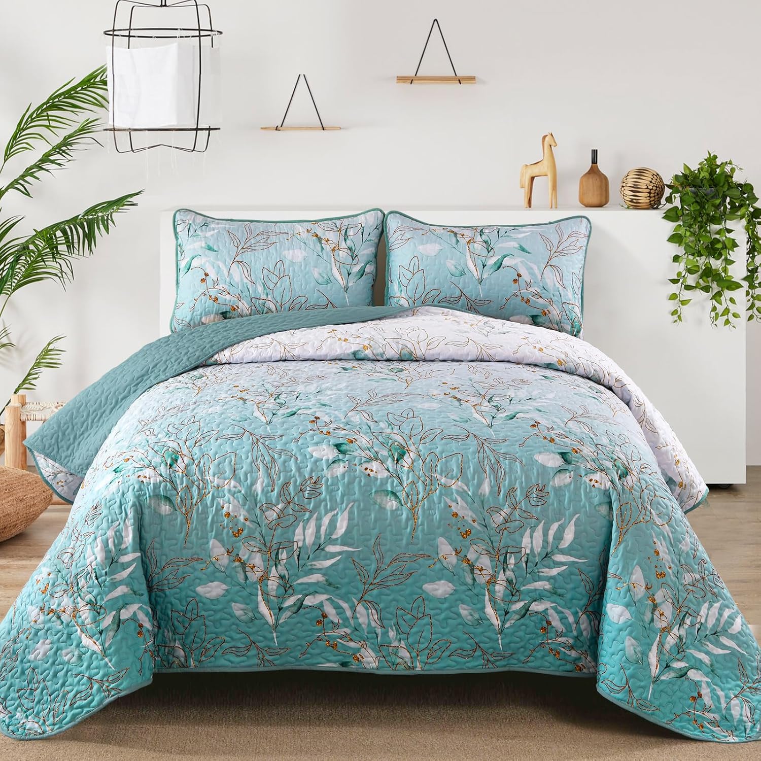 Aninbedding Floral Queen Quilt Set, Special Bedding Set with 3 Piece Gradient Aq...