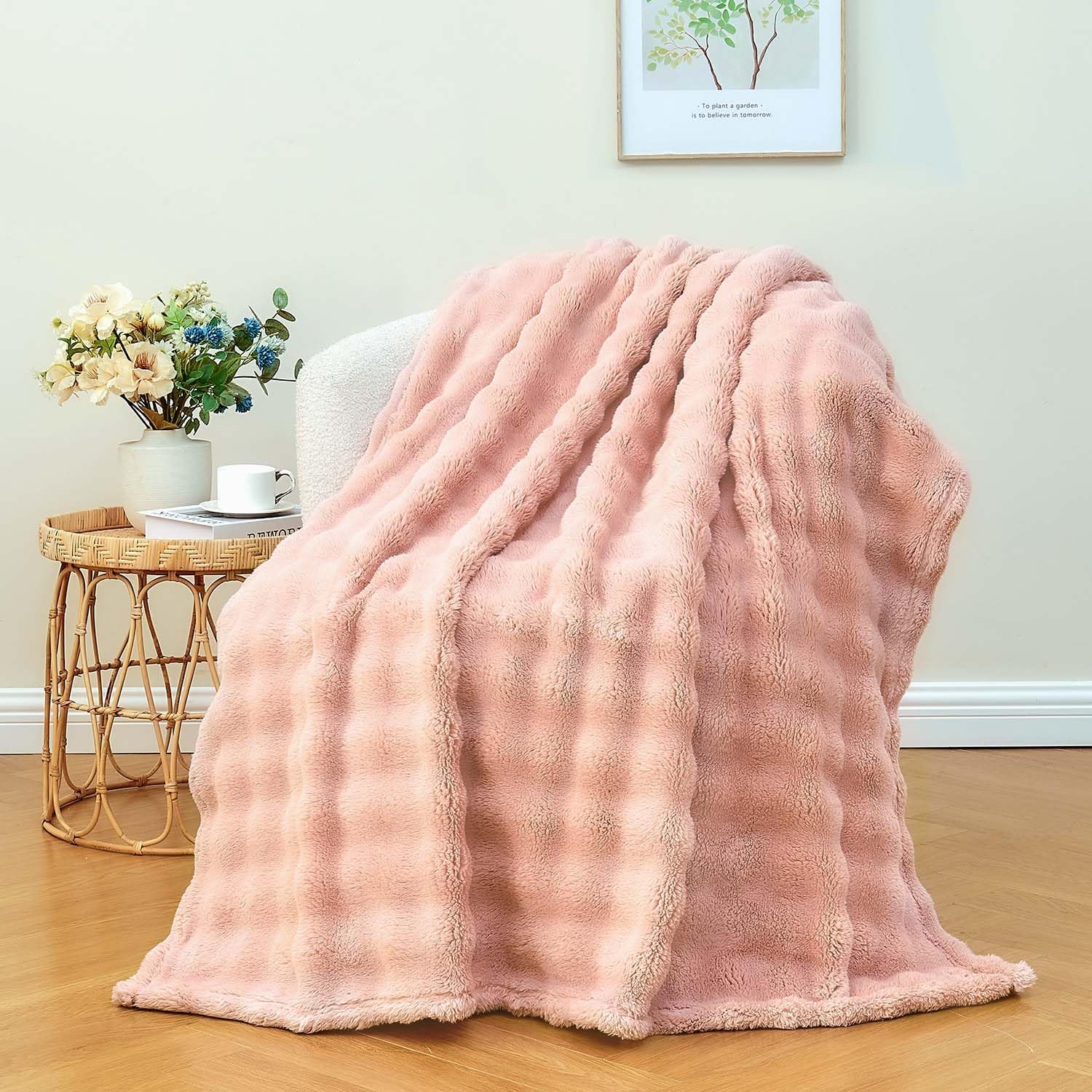 Wajade Fluffy Flannel Blanket Pink Bubble Faux Fur Bed Throw Super Soft Warm Lar...