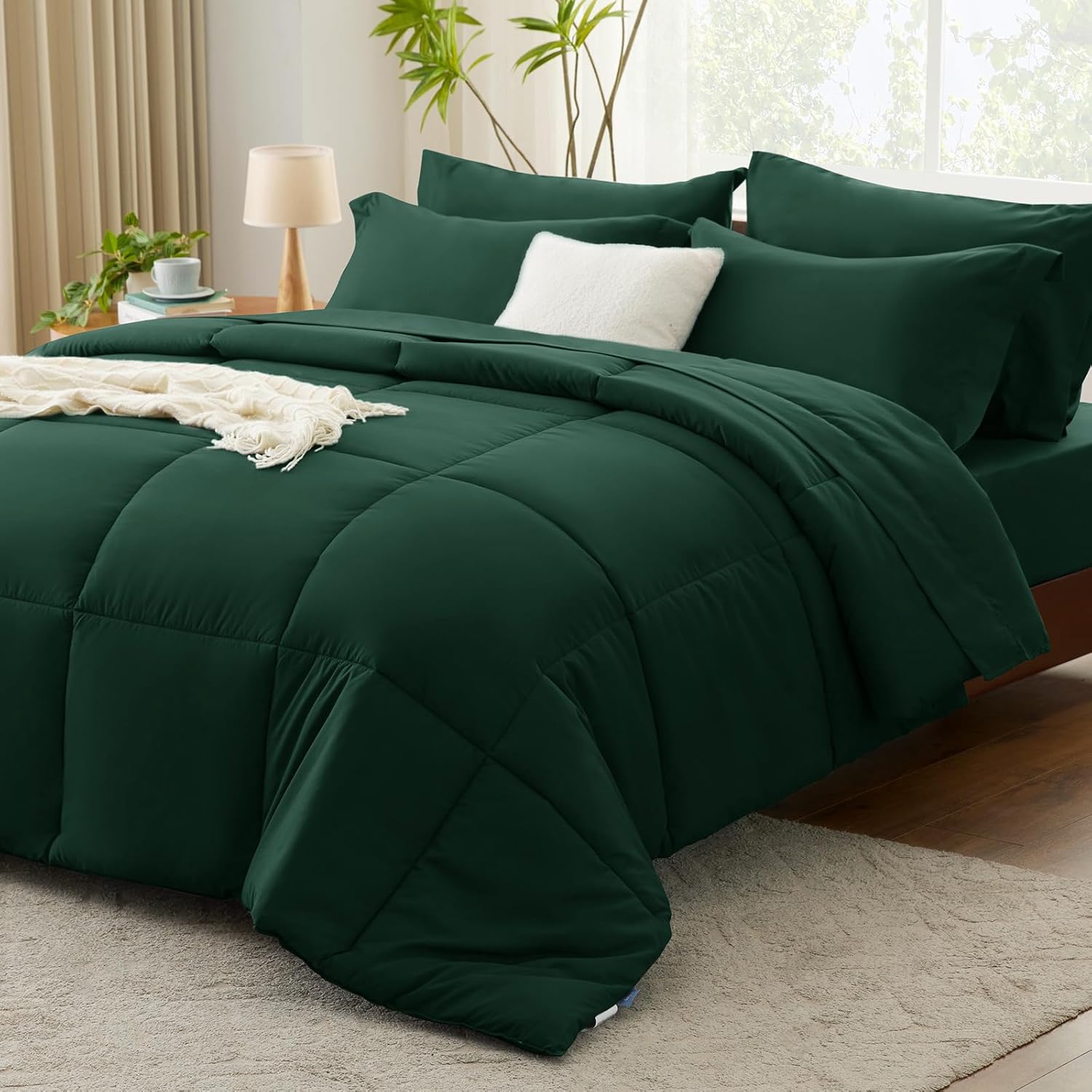 CozyLux Queen Comforter Set - 7 Pieces Bed in a Ba...