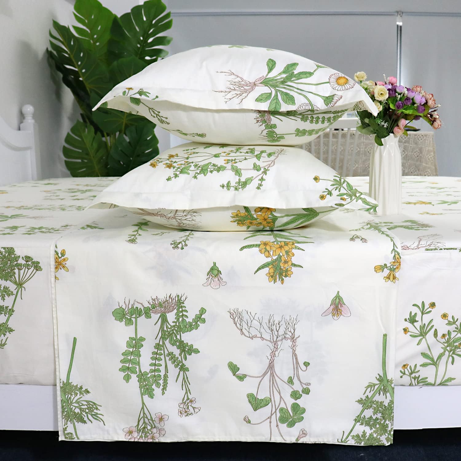 FADFAY Twin Bed Set, Special Girls Bedding With Farmhouse Style, Cozy Floral Bed...