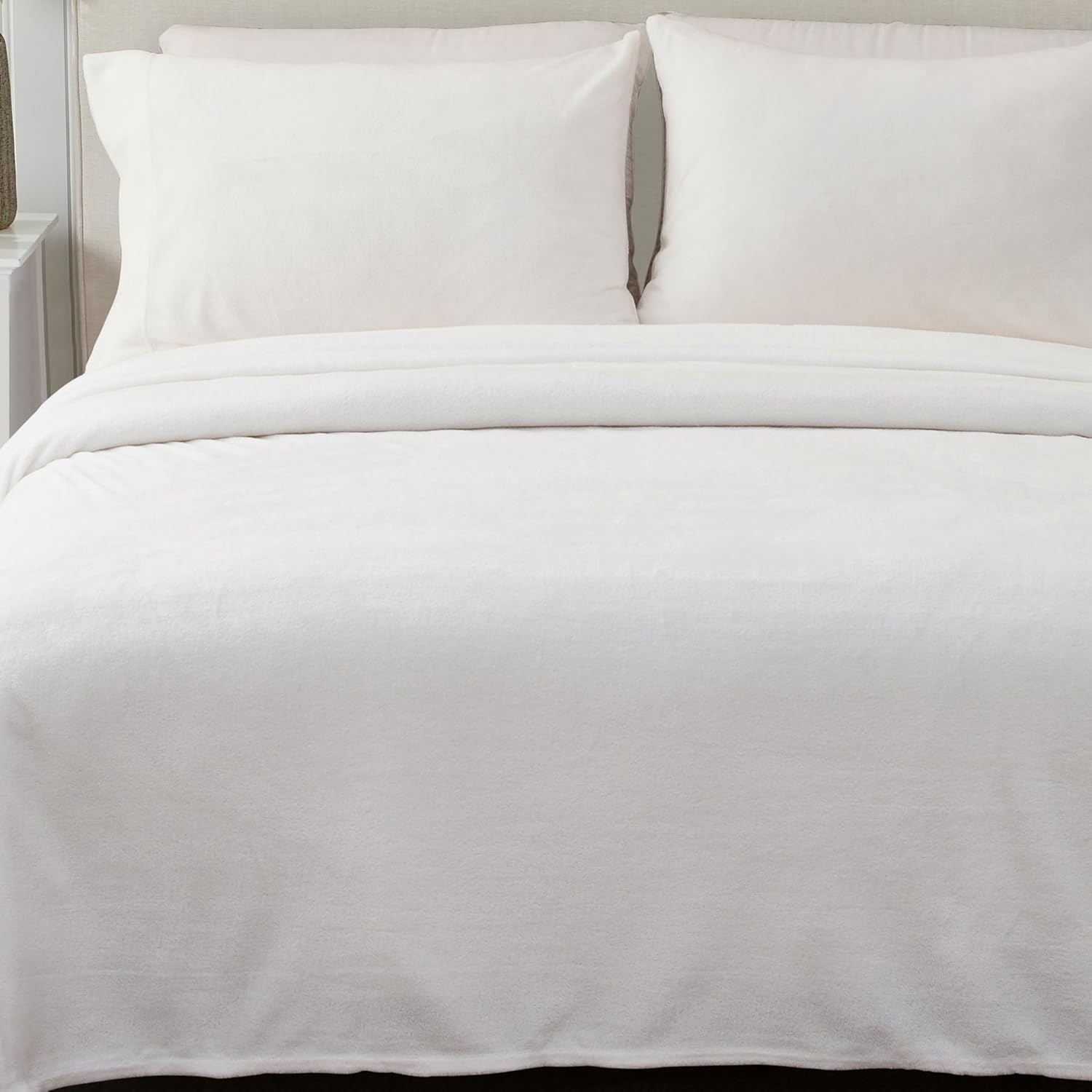 Great Bay Home Extra Soft Velvet Plush King Micro Fleece Sheet Set | Deluxe Micr...