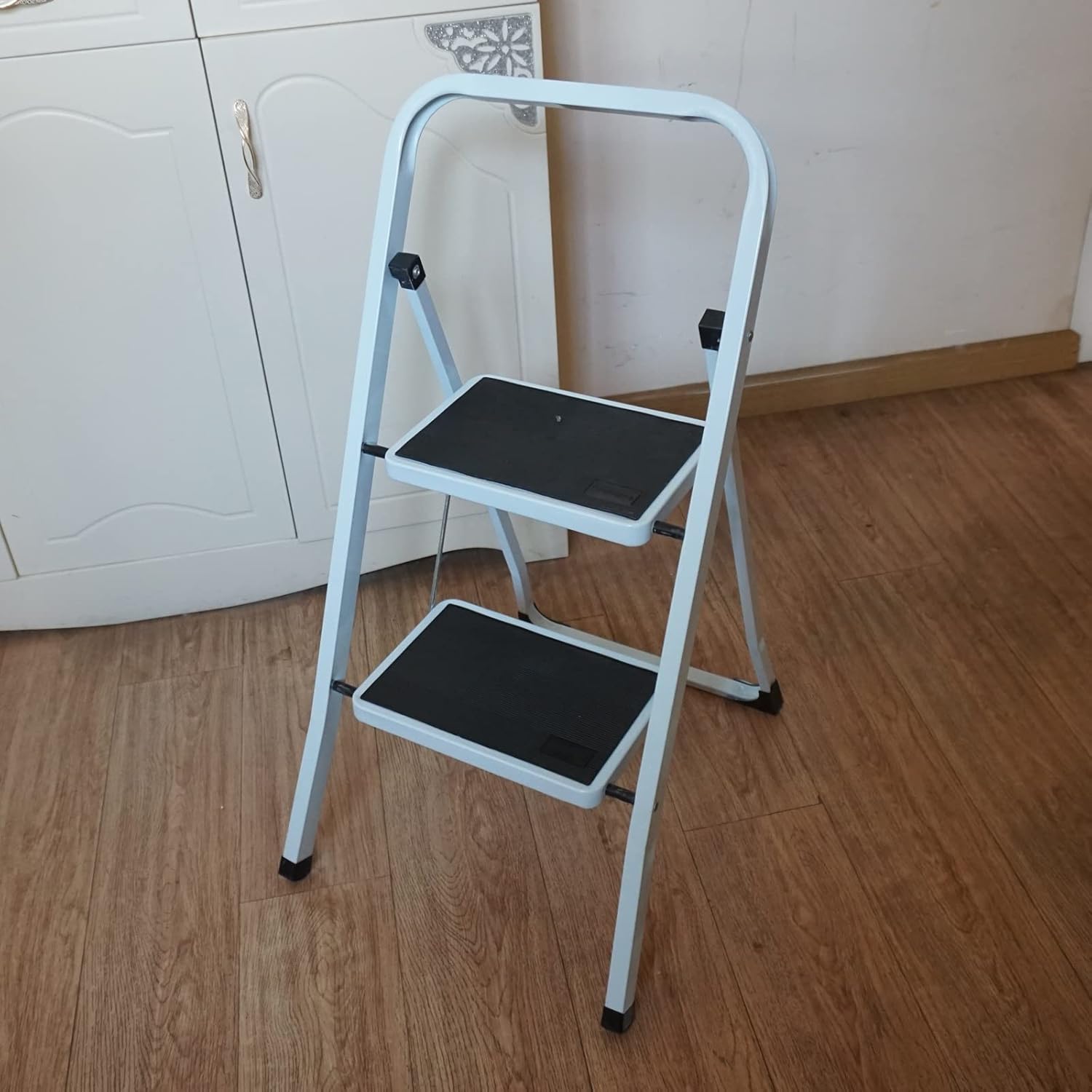 Gr8 Home Portable 2 Step Ladder Foldable Stool Non Slip Tread Heavy Duty Metal S...
