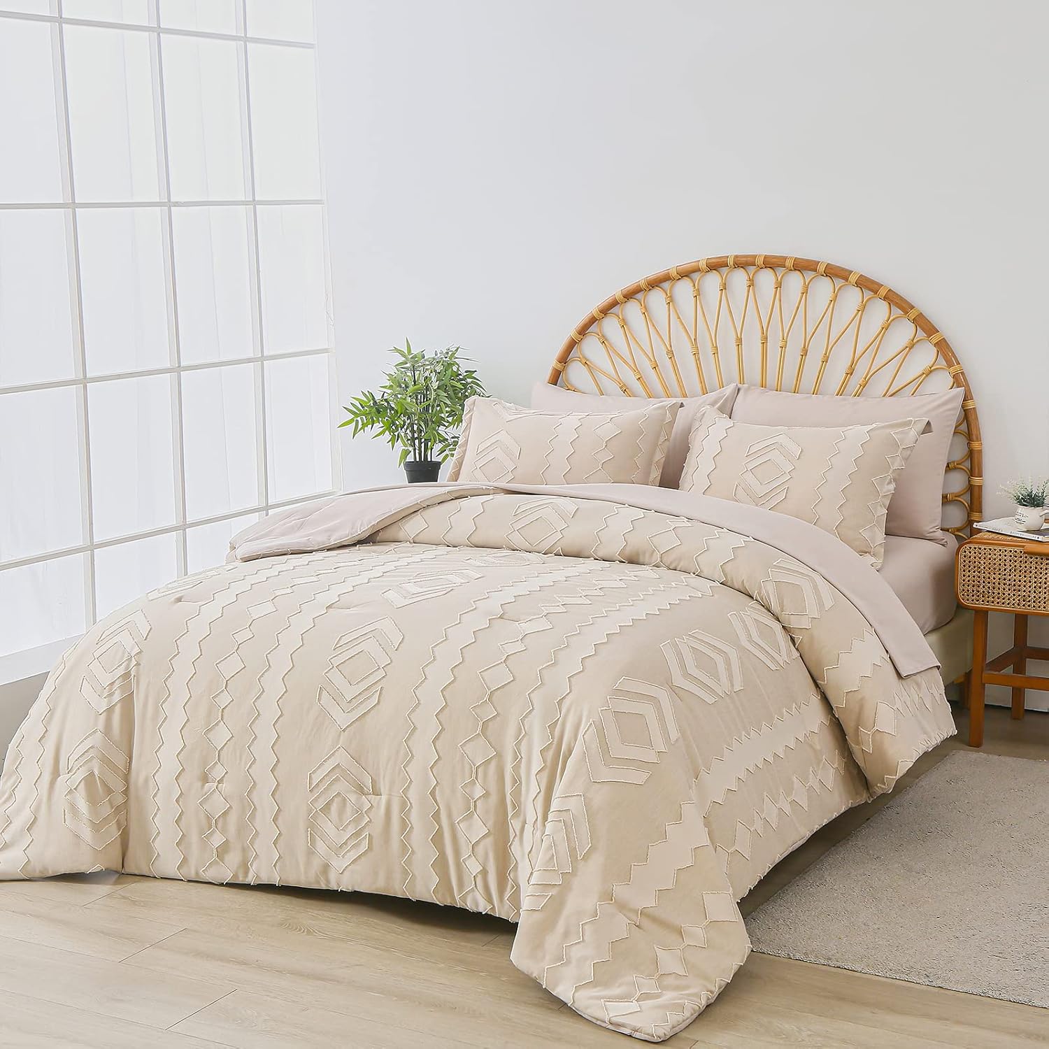 WURUIBO Full Comforter Set,7 Piece Bed in a Bag Beige Tufted Comforter and Sheet...