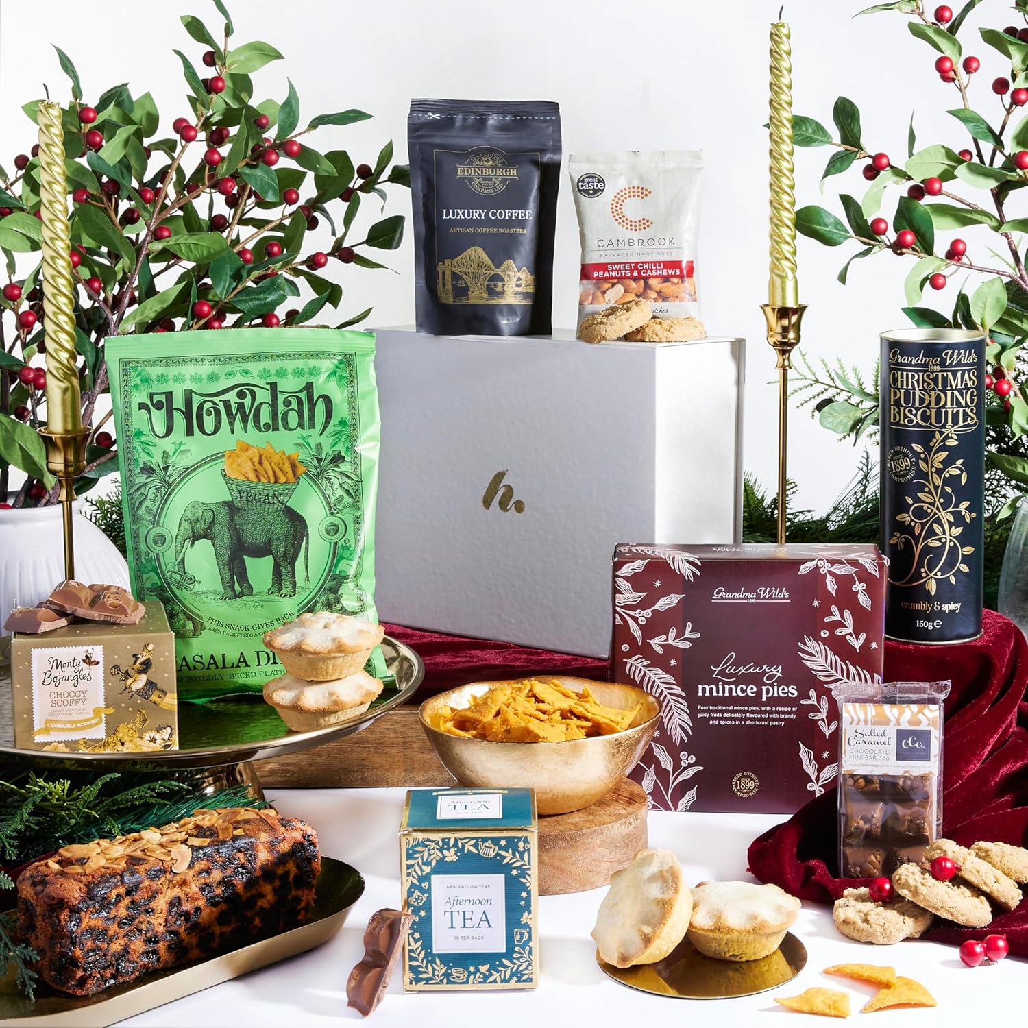 Gourmet Christmas Hamper For Foodies - The Bearing Gifts Luxury Hamper from Clea...