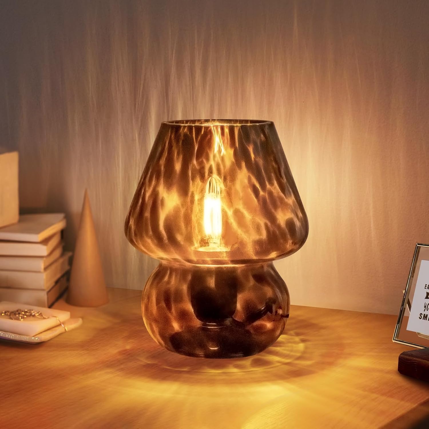 ONEWISH Mushroom Lamp Small Vintage Table Lamp for Bedroom Nightstand, Bedside L...