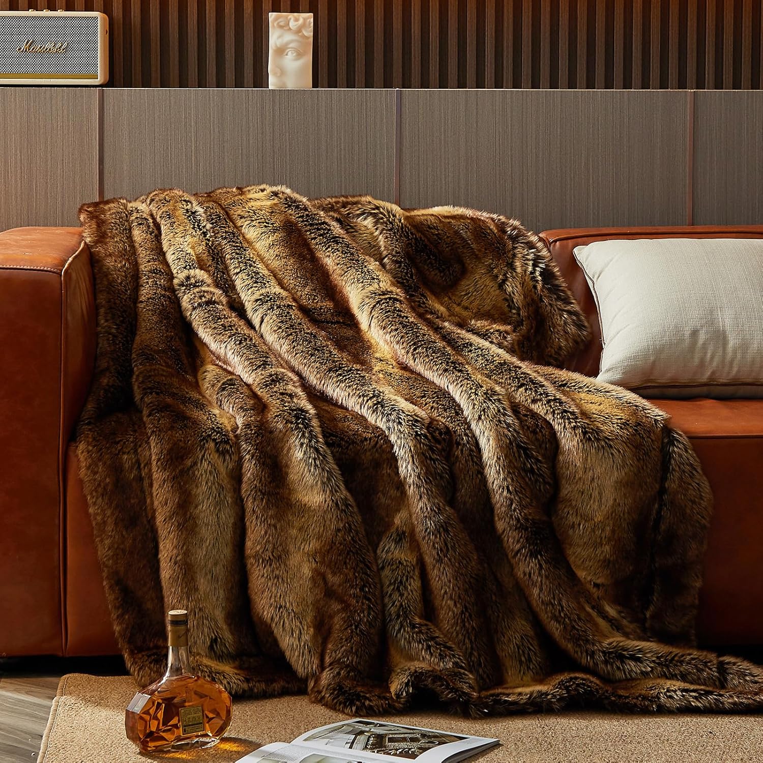 HOMFINE Luxury Faux Fur Throw Blanket - Long Fluff Fuzzy Super Thick Blanket for...