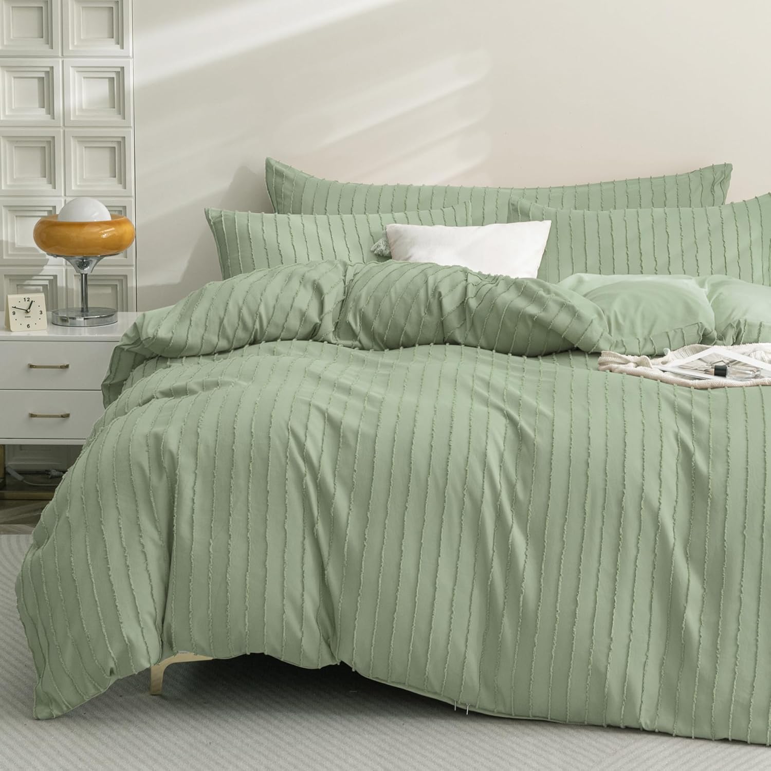 JELLYMONI Light Green Duvet Cover Queen Size - 3PCS Microfiber Tufted Duvet Cove...