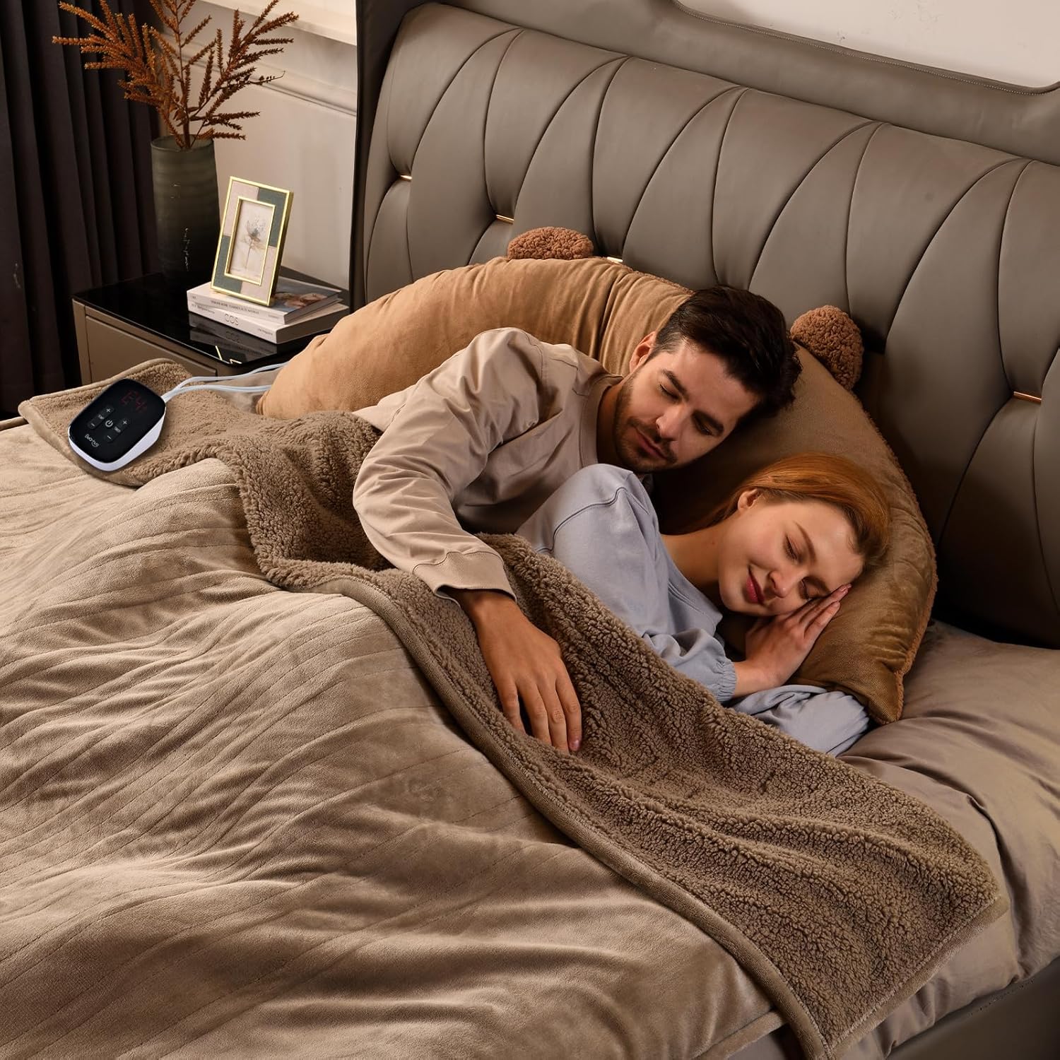 Bearhug Electric Blanket Full Size 77" x 84", Velvet & Sherpa Heated Blanket, 10...