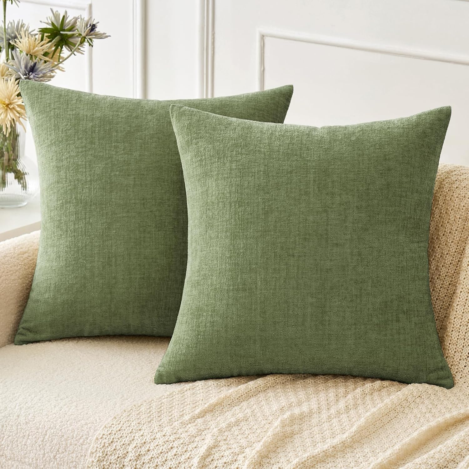 MIULEE Pack of 2 Couch Throw Pillow Covers 18x18 I...