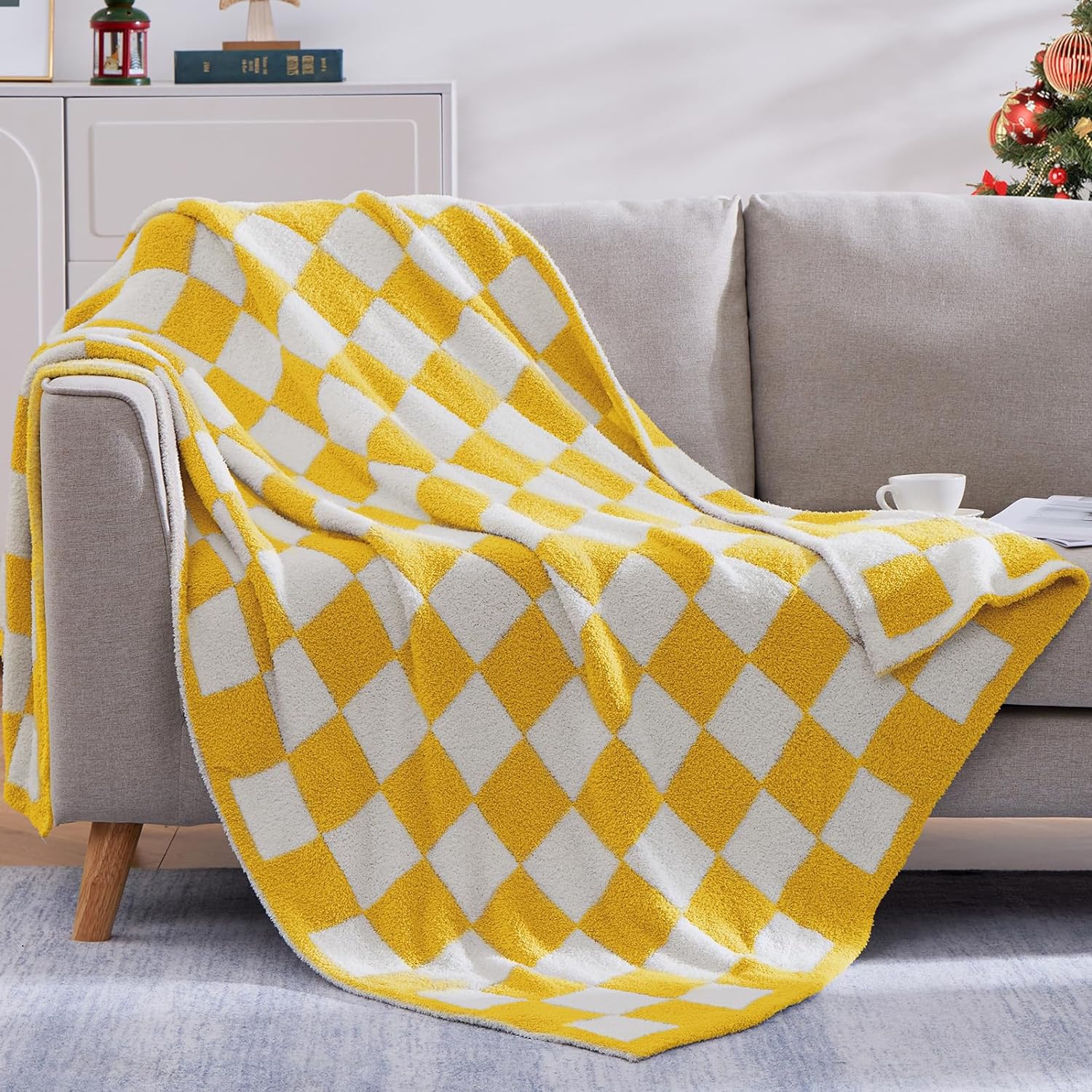WRENSONGE Checkered Throw Blanket, Yellow Microfiber Soft Cozy Fluffy Warm Hand...