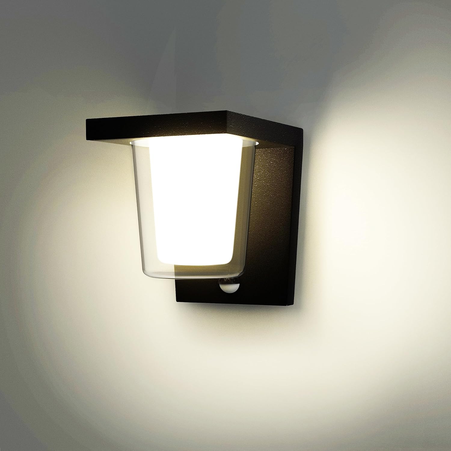FLORNIA LED Outdoor Wall Light with Motion Sensor, Outside Wall Light Main Power...