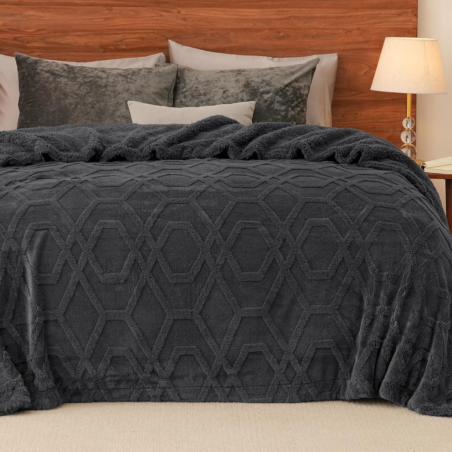 PHF Thick Sherpa Fleece Blanket King Size, 510GSM Jacquard Warm Blanket, 3D Reve...