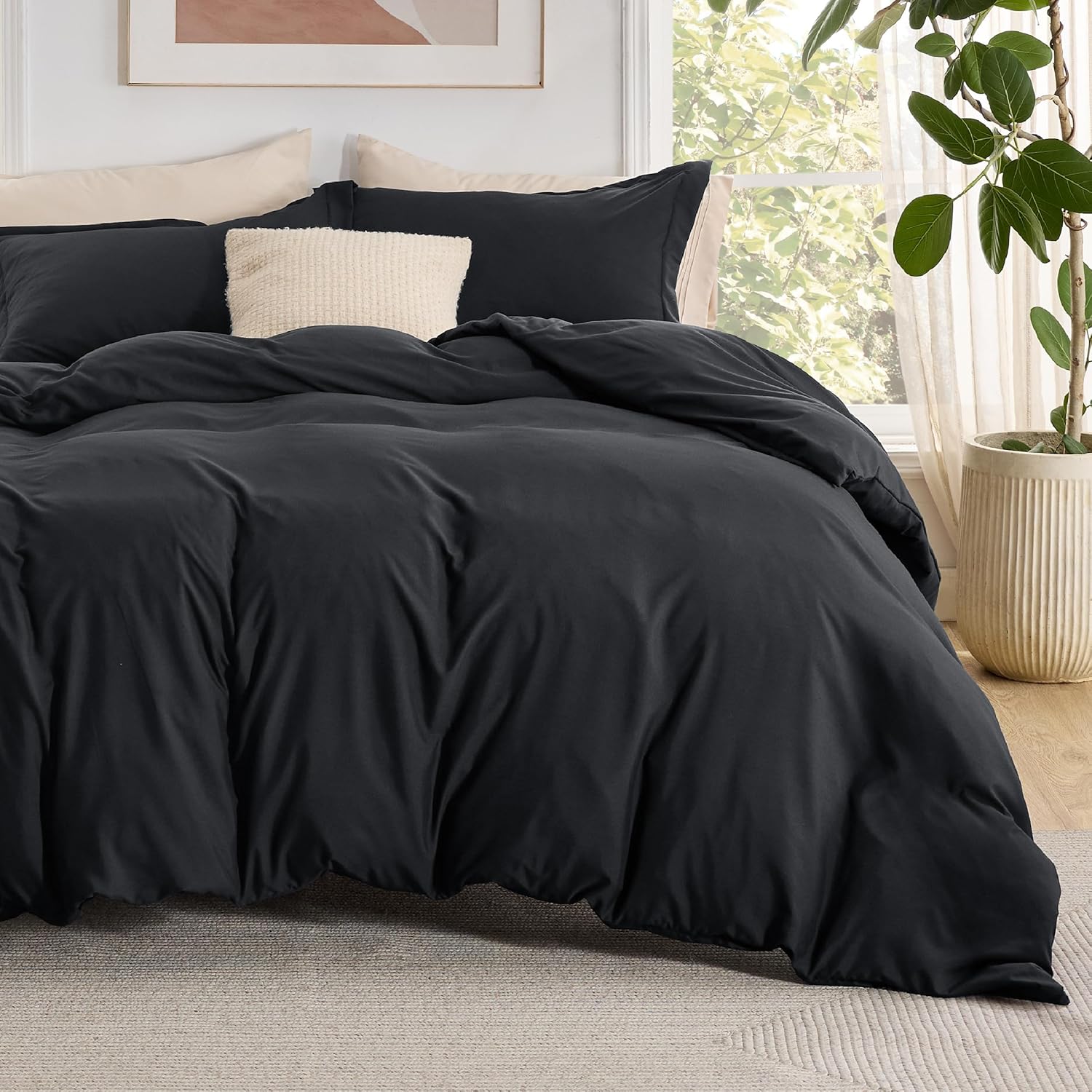 Bedsure Queen Duvet Cover Set with Fitted Sheet - Soft Double Brushed Black Bedd...