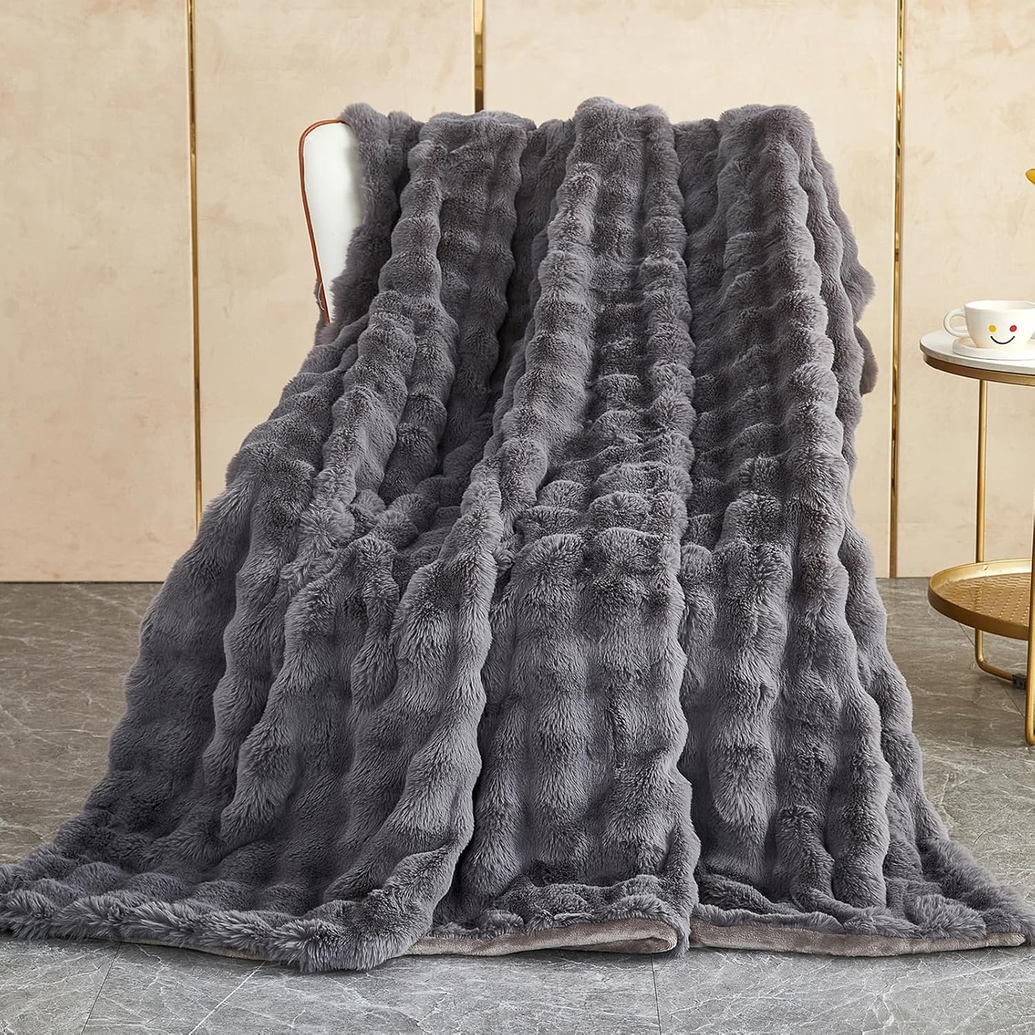 SHANNA Soft Warm Rabbit Plush Fleece Blankets Thick 1000 GSM Throws for Sofa Lar...