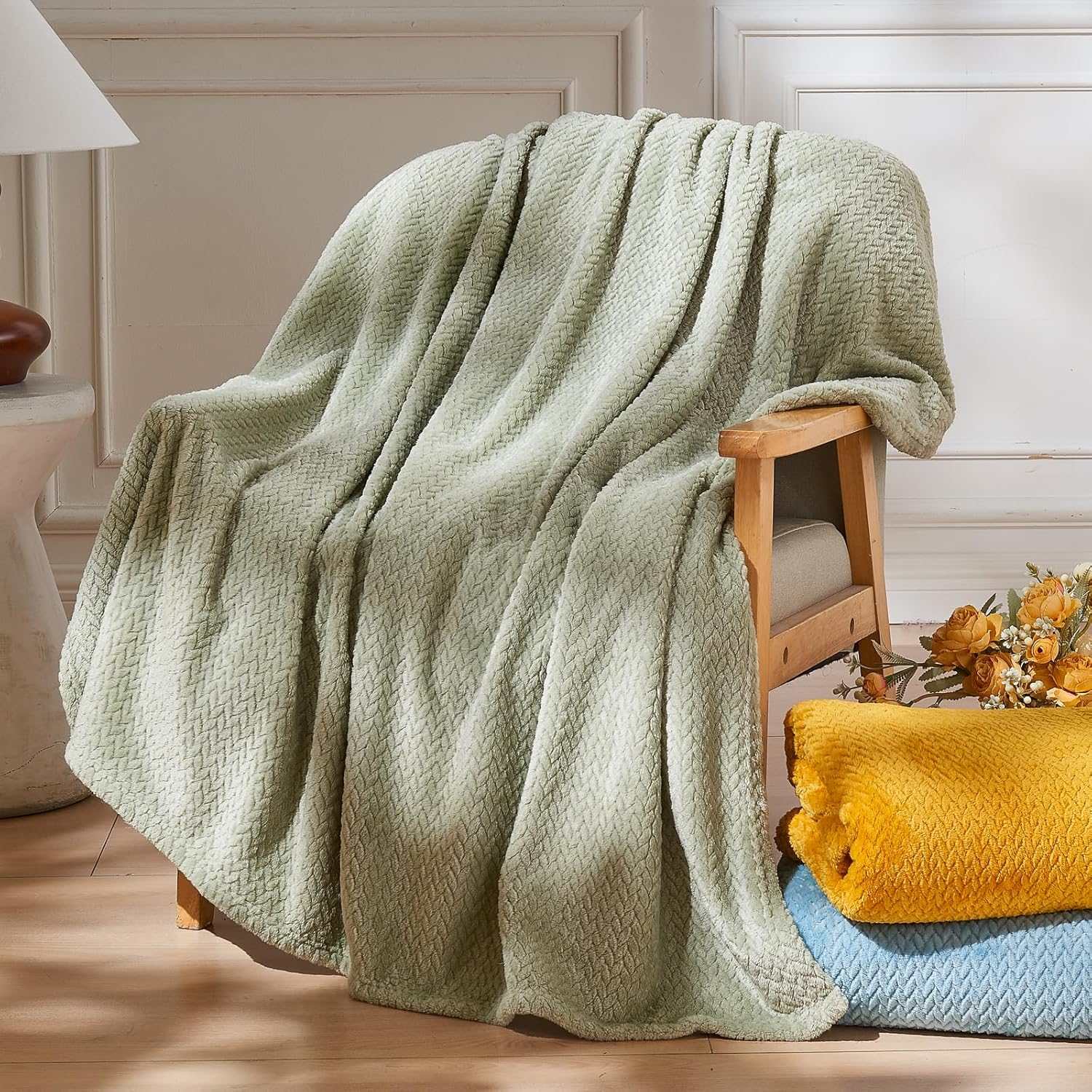NEWCOSPLAY Super Soft Throw Blanket Sage Green Premium Silky Flannel Fleece Leav...