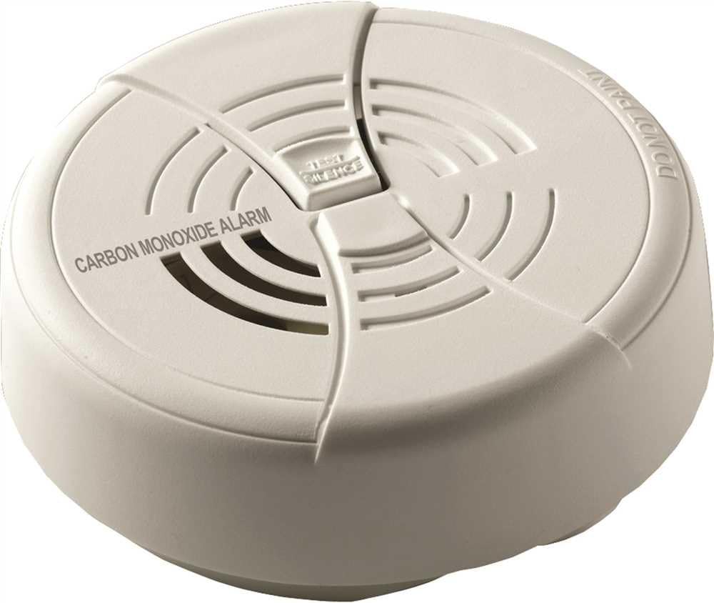 FIRST ALERT Carbon Monoxide Alarm | BRK CO250 Battery Operated Carbon Monoxide D...