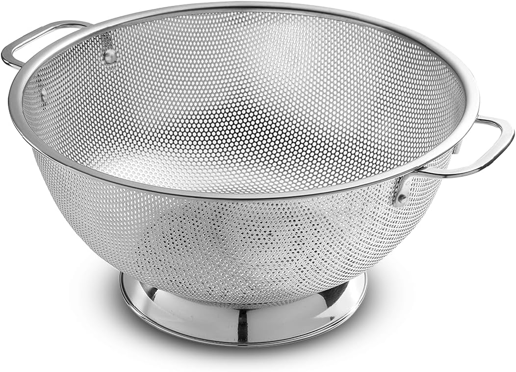Bellemain 5 Qt Metal Colander with Handle | Pasta, Spaghetti, Berry, Fruit, Vege...